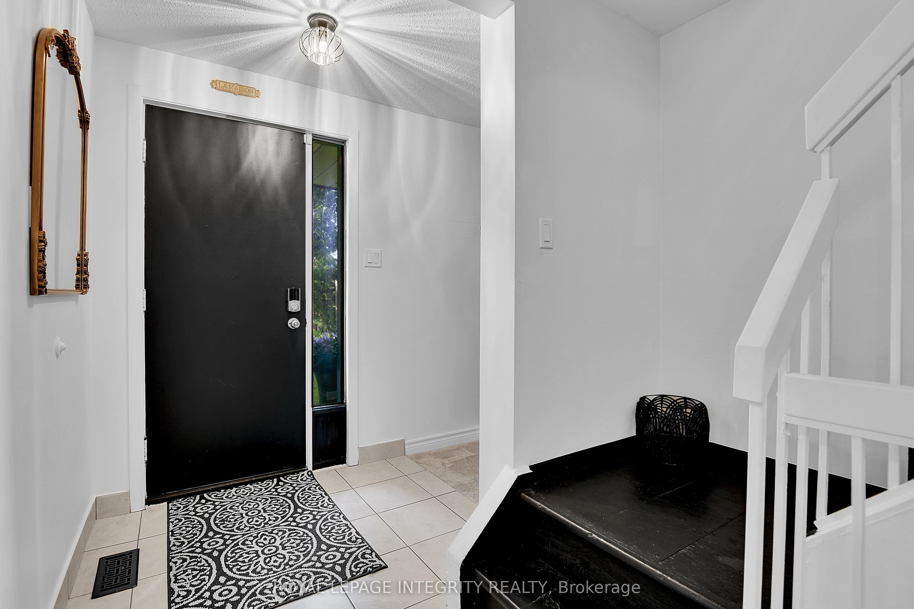 209 SHERWAY Drive, Barrhaven, ON K2J 2B3 photo 4