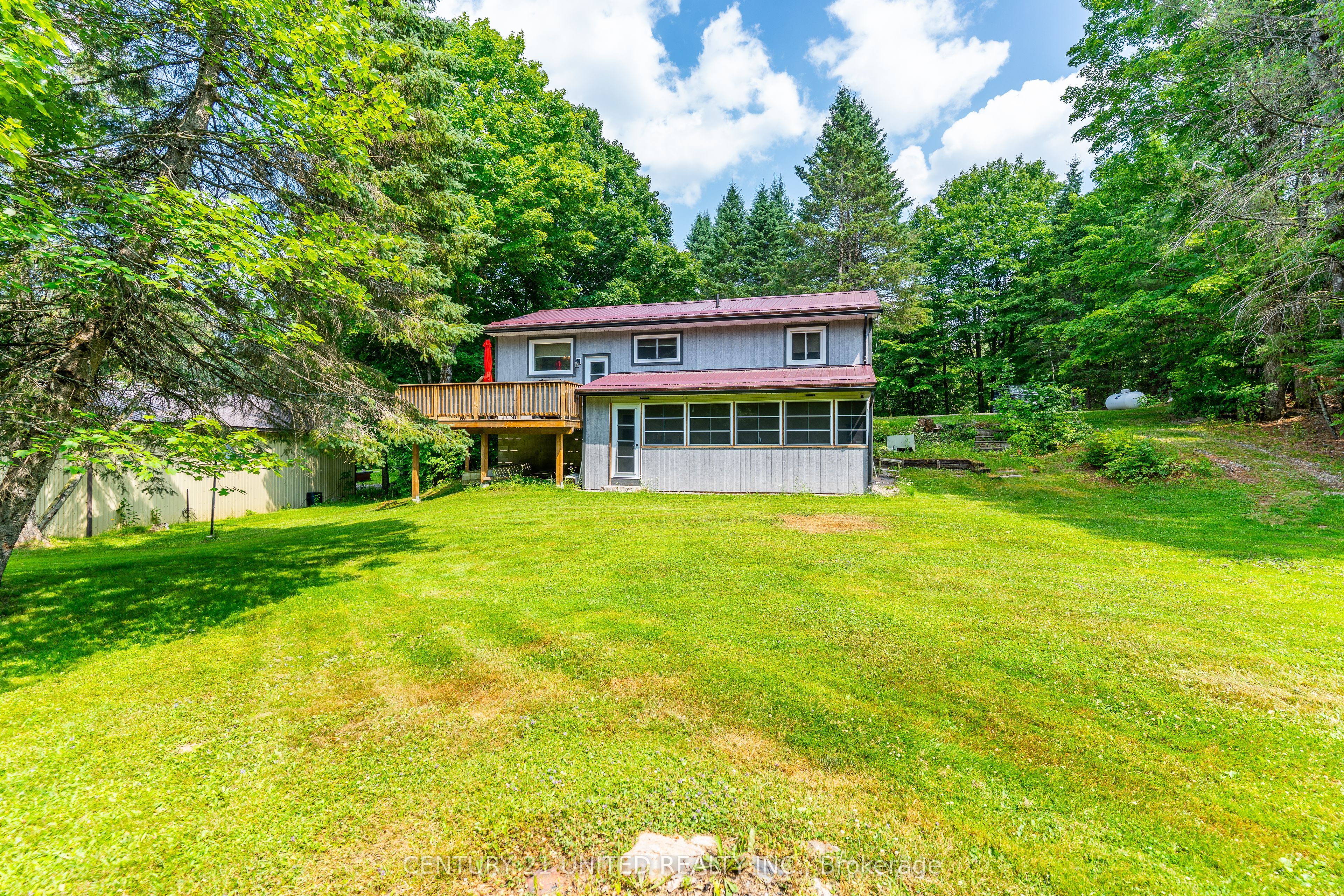 1001 English Circle, Highlands East, ON K0M 1R0 photo 2