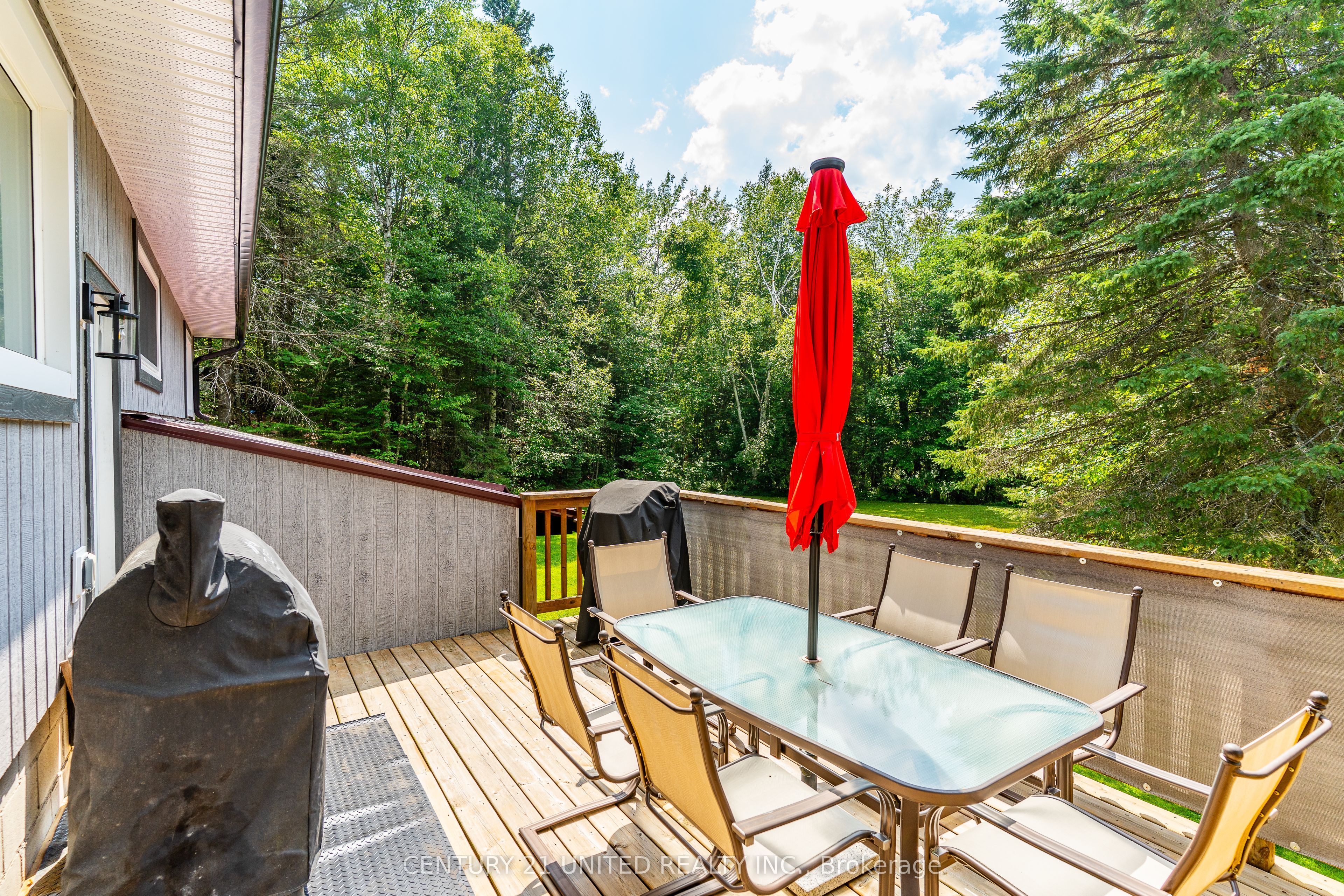 1001 English Circle, Highlands East, ON K0M 1R0 photo 4