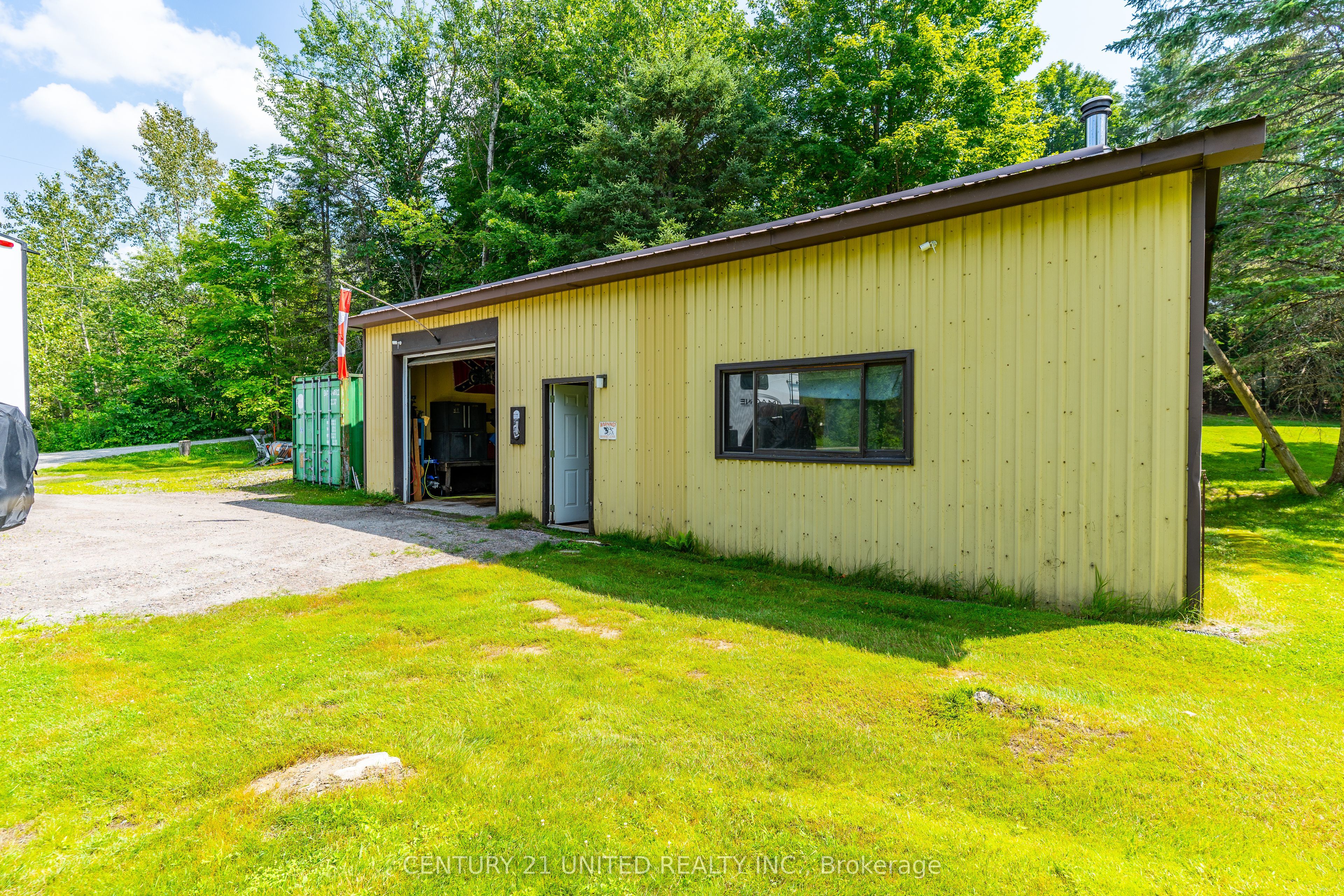 1001 English Circle, Highlands East, ON K0M 1R0 photo 5
