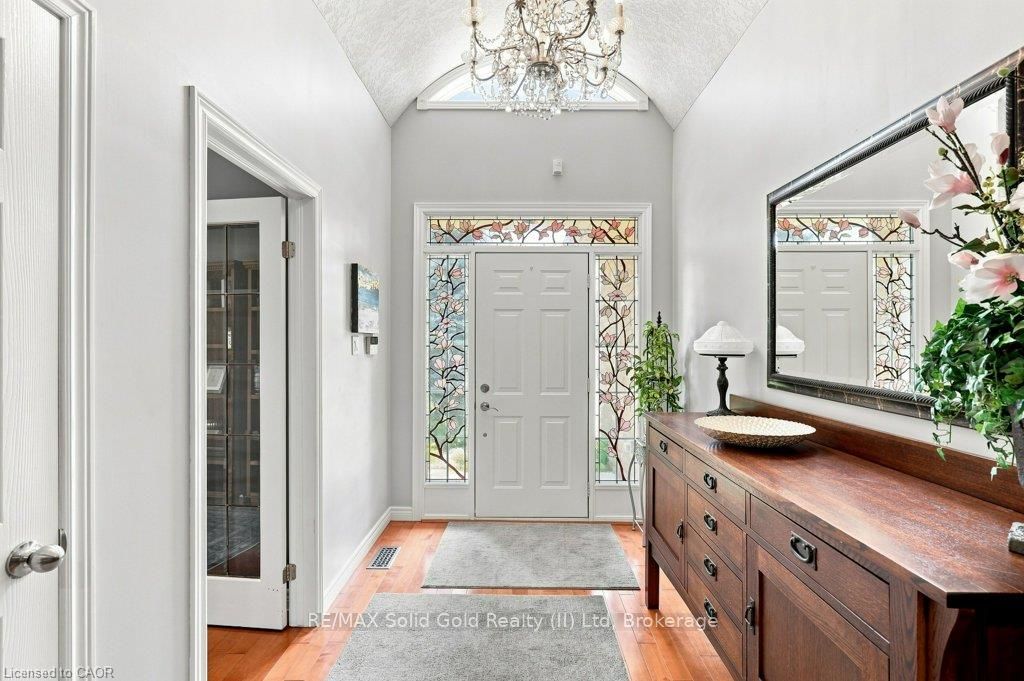 515 Birchleaf Walk, Waterloo, ON N2T 2W5 photo 3