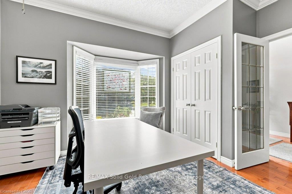 515 Birchleaf Walk, Waterloo, ON N2T 2W5 photo 5