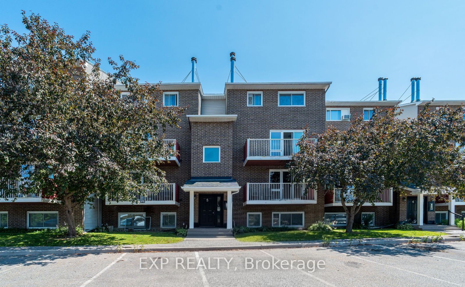 1589 St. Bernard Street 505, Blossom Park - Airport and Area, ON K1T 3H9