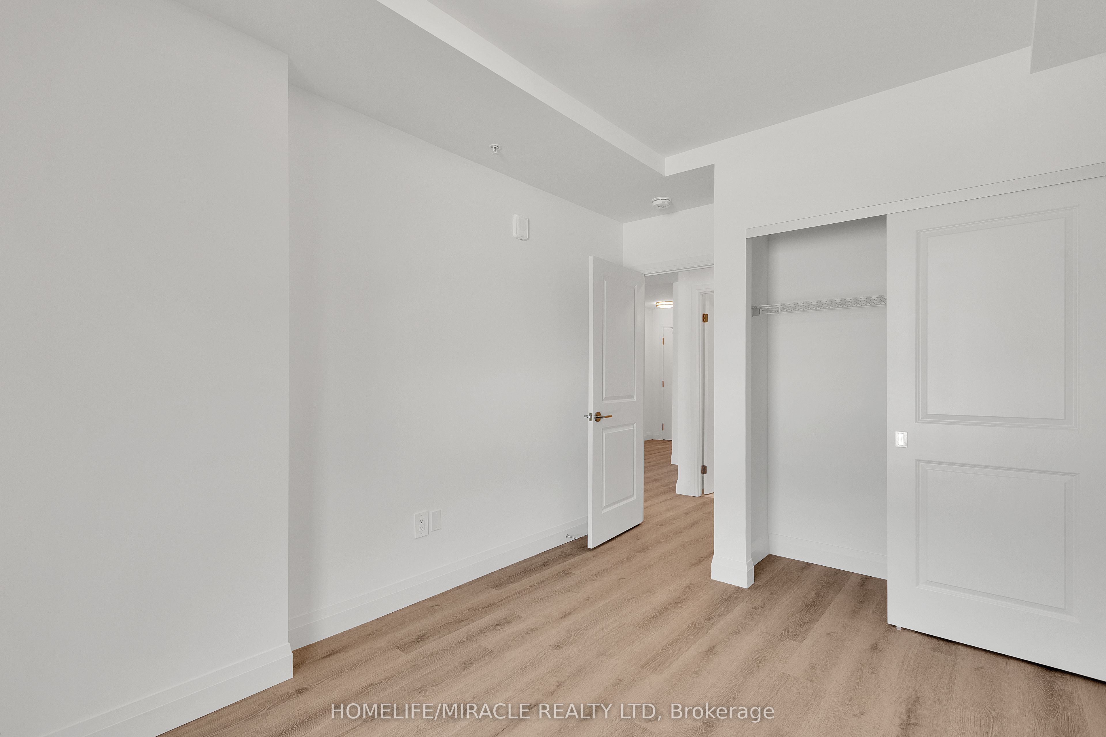 1333 Weber Street E 201, Kitchener, ON N2A 1C2 photo 2