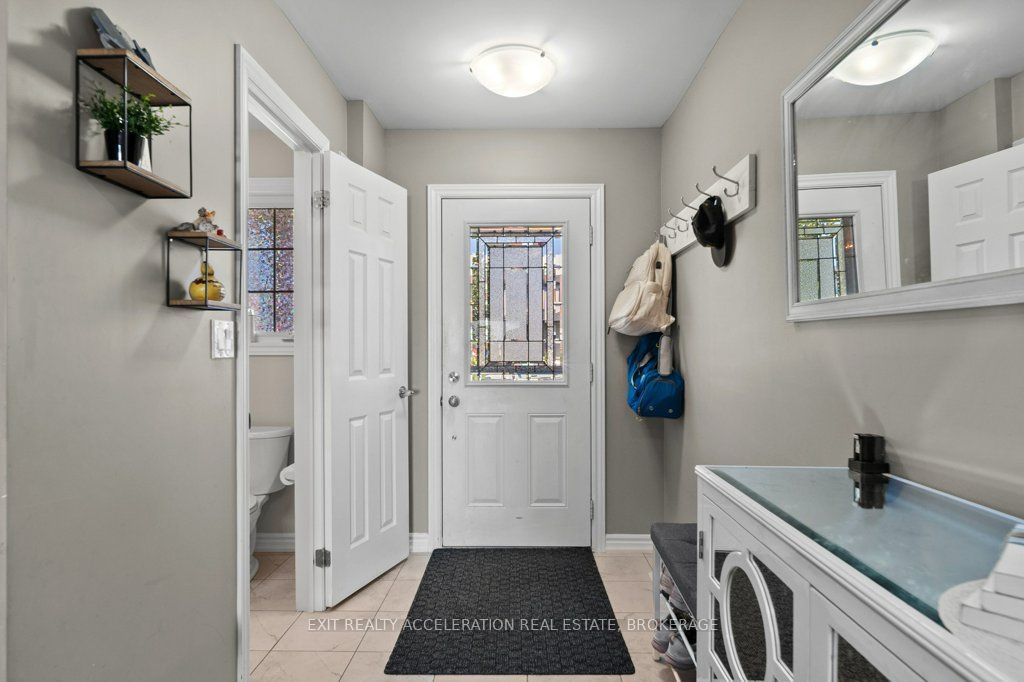 114 Kanvers Way, Greater Napanee, ON K7R 3K8 photo 3