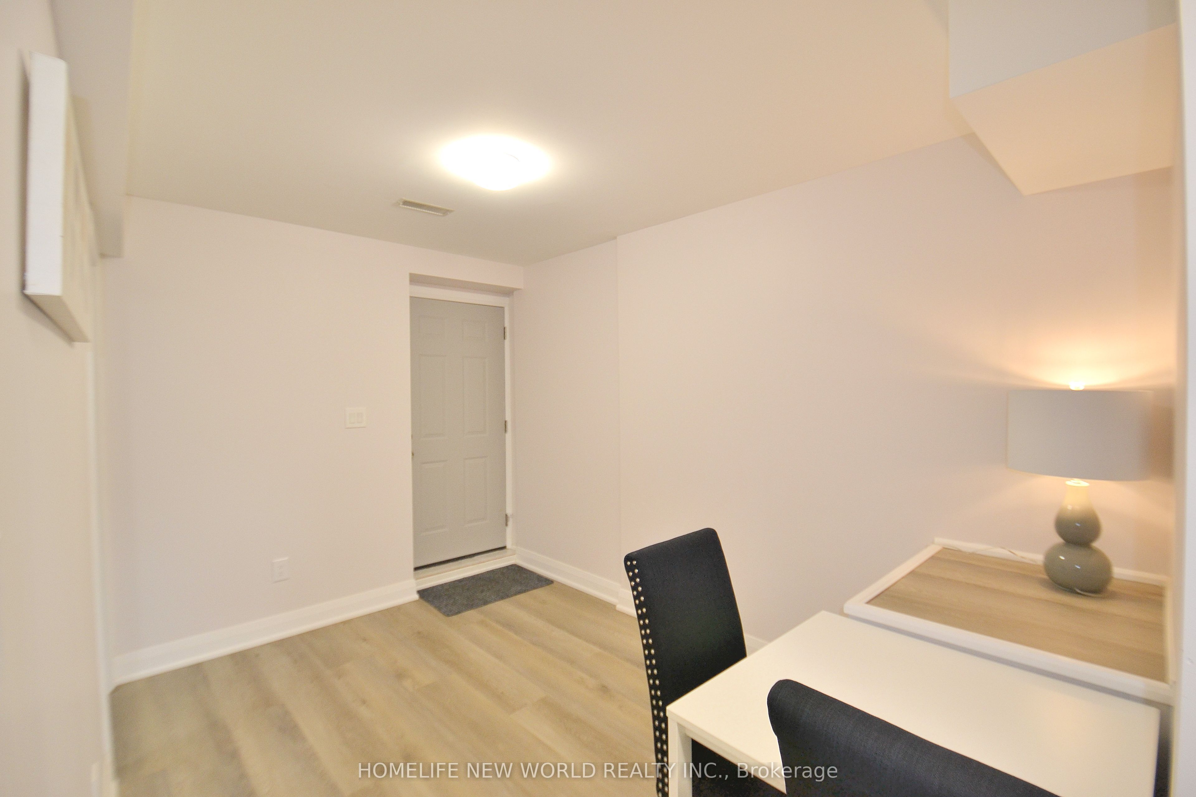 27 Nightingale Street Lower, Hamilton, ON L8L 1R5 photo 5