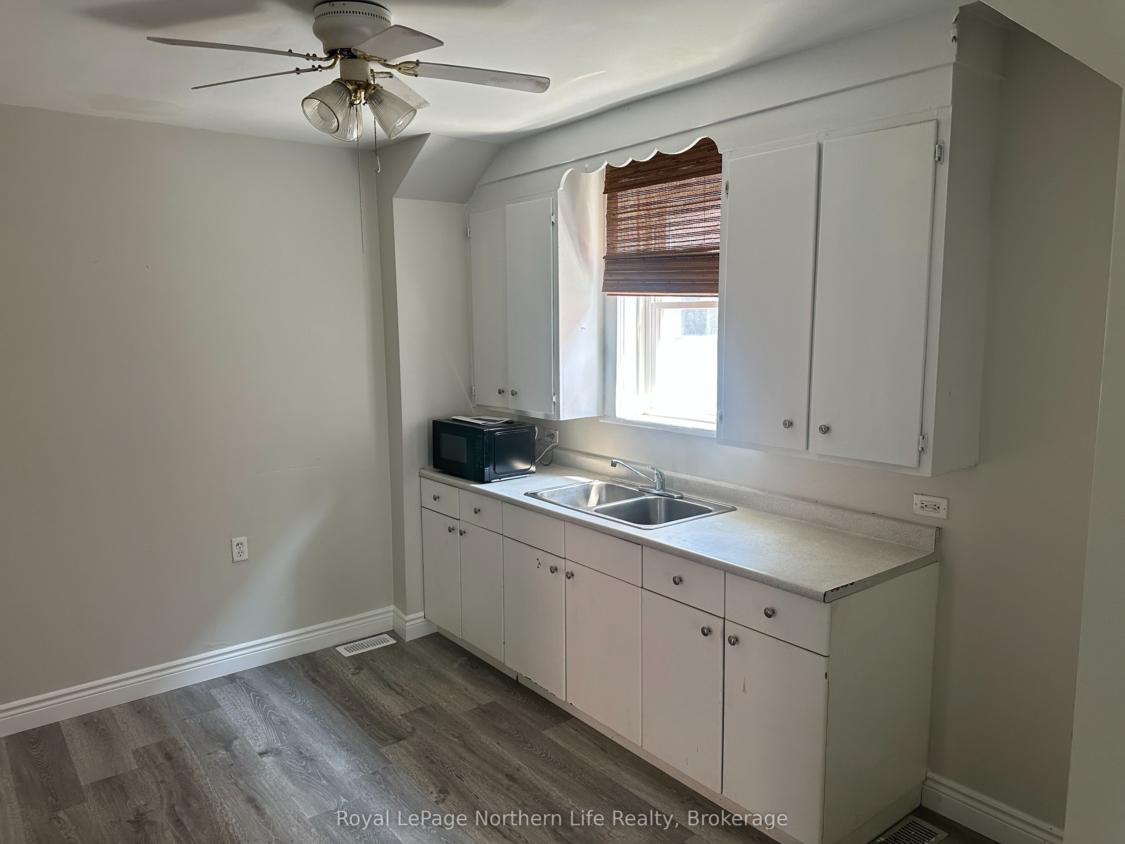 434 Worthington Street E 1, North Bay, ON P1B 1H5 photo 3