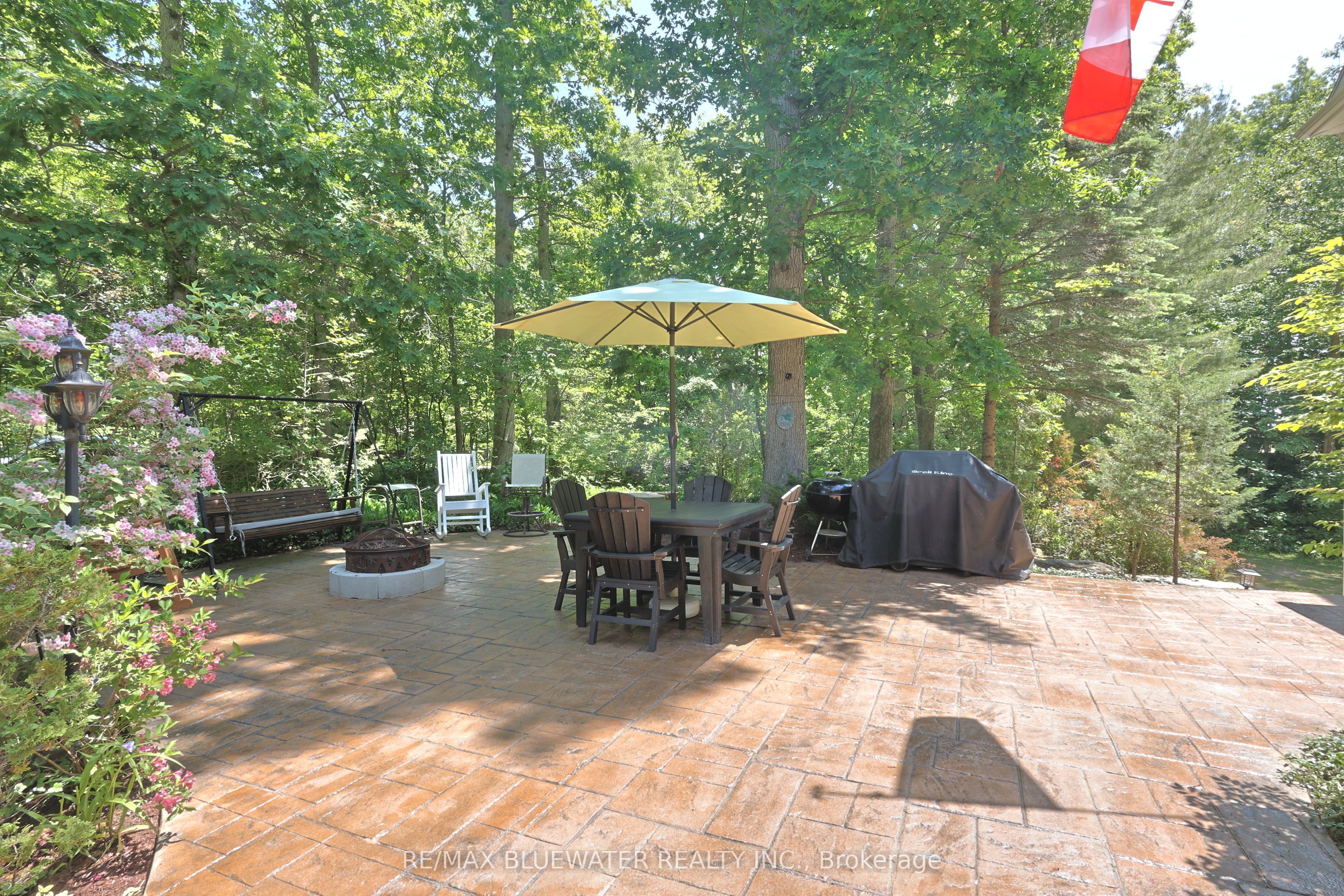 5 PHILLIP Street, South Huron, ON N0M 1T0 photo 2