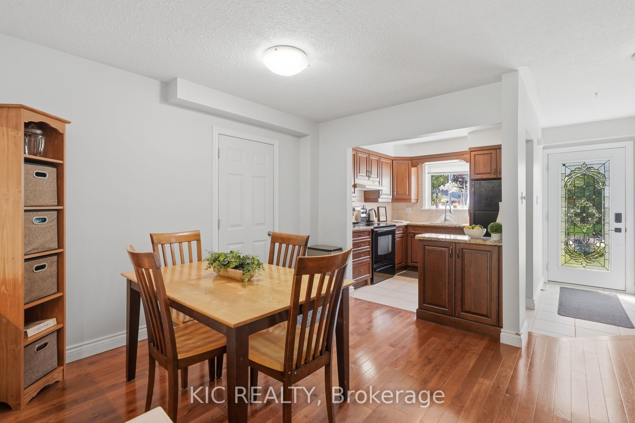 320 Centre Street, Shelburne, ON L9V 2Y6 photo 3