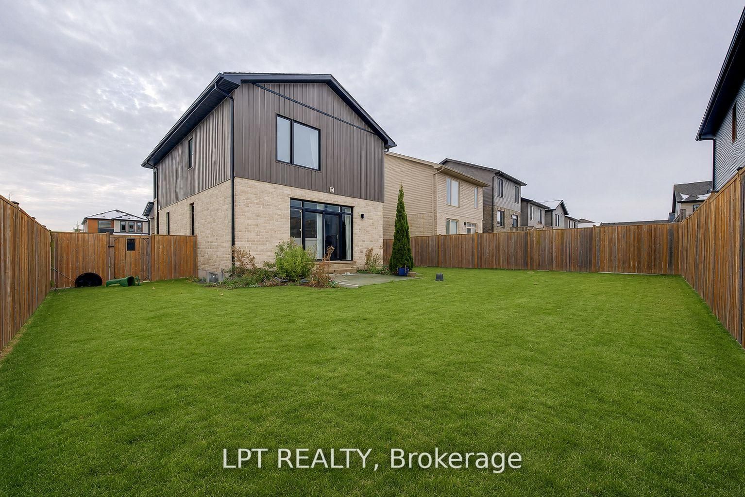 795 Freeport Street, London North, ON N6G 0R5