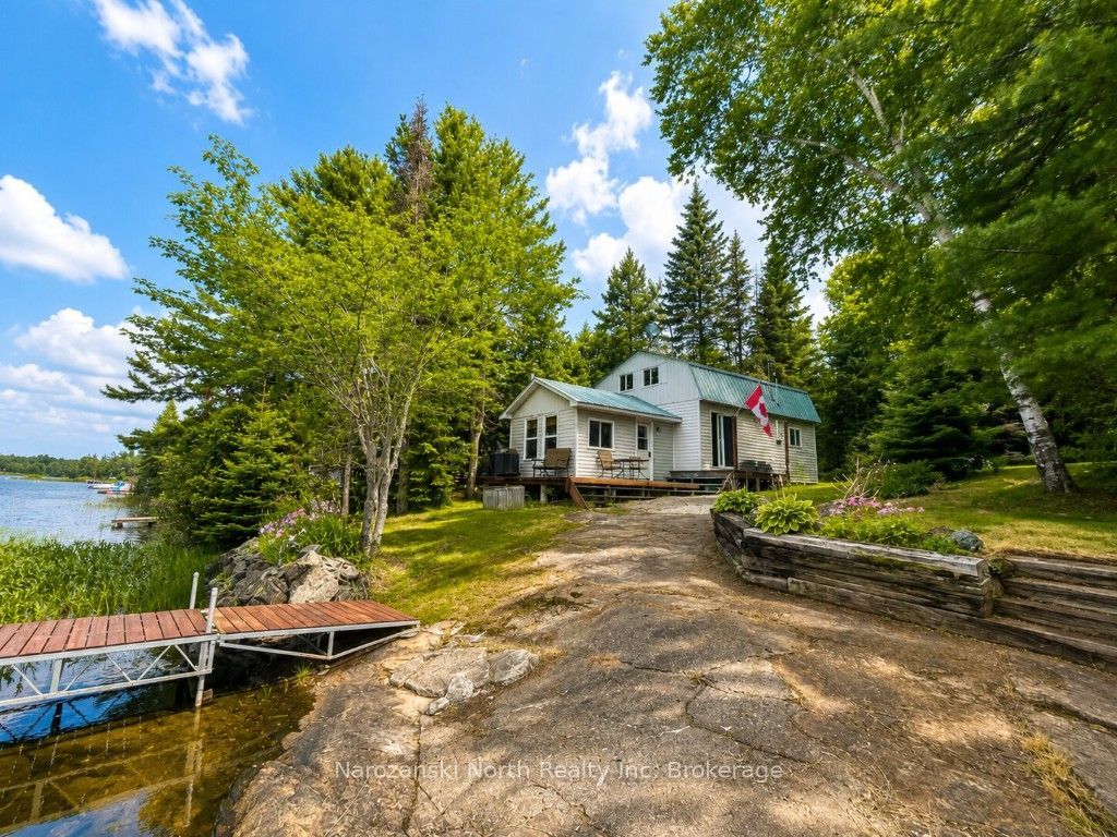 98 West Ham Lake Road, Killarney, ON P0M 1A0