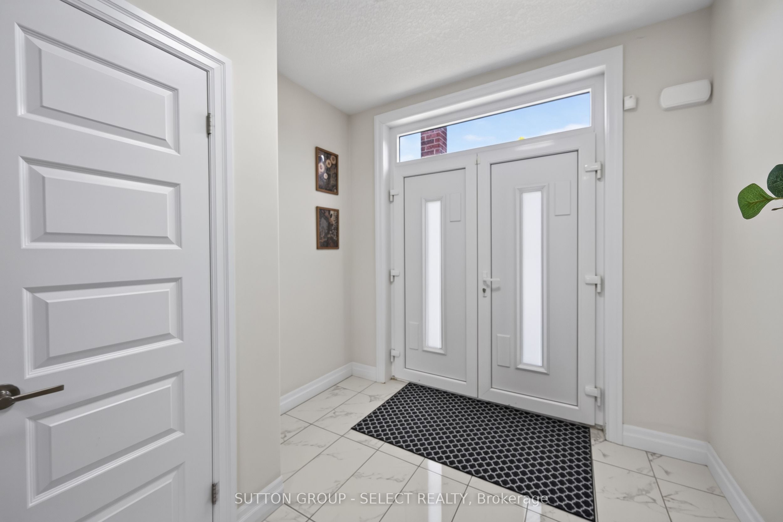 801 Superior Drive, London North, ON N5X 0M1 photo 2