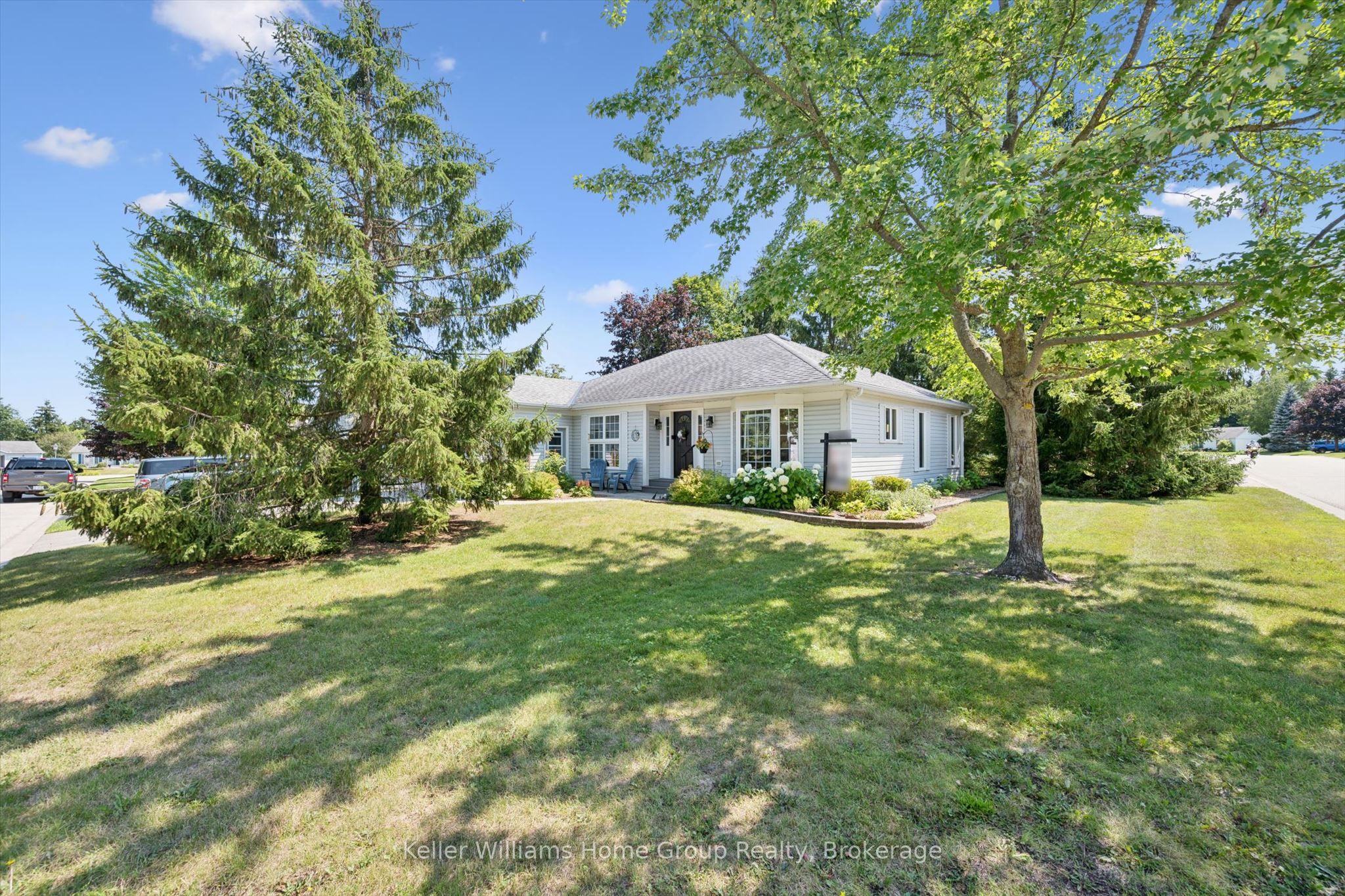 136 Bristlecone Crescent, Centre Wellington, ON N0B 1J0 photo 2