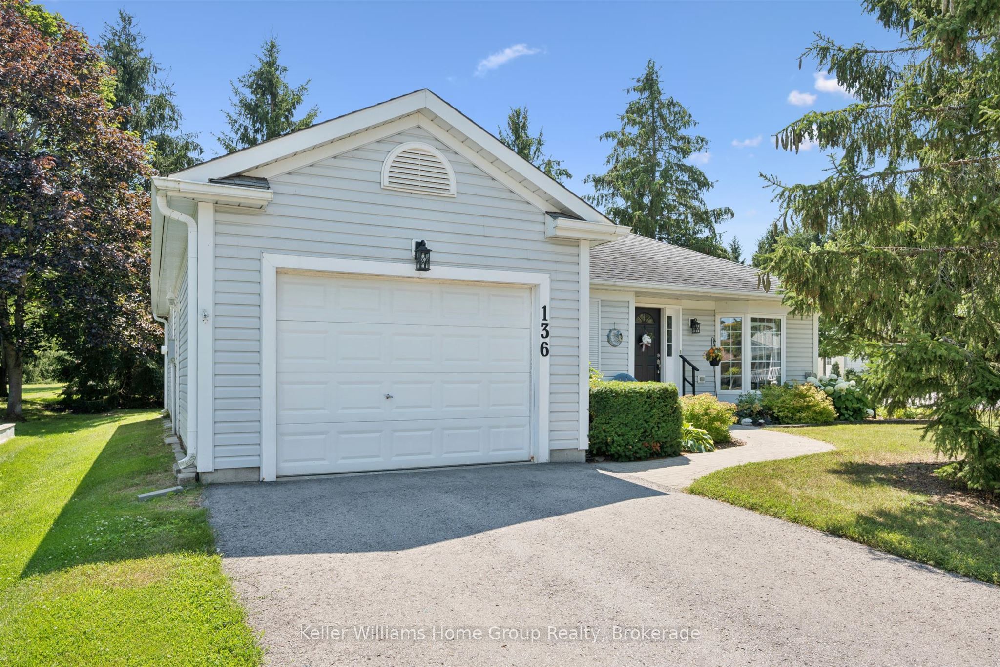 136 Bristlecone Crescent, Centre Wellington, ON N0B 1J0 photo 3
