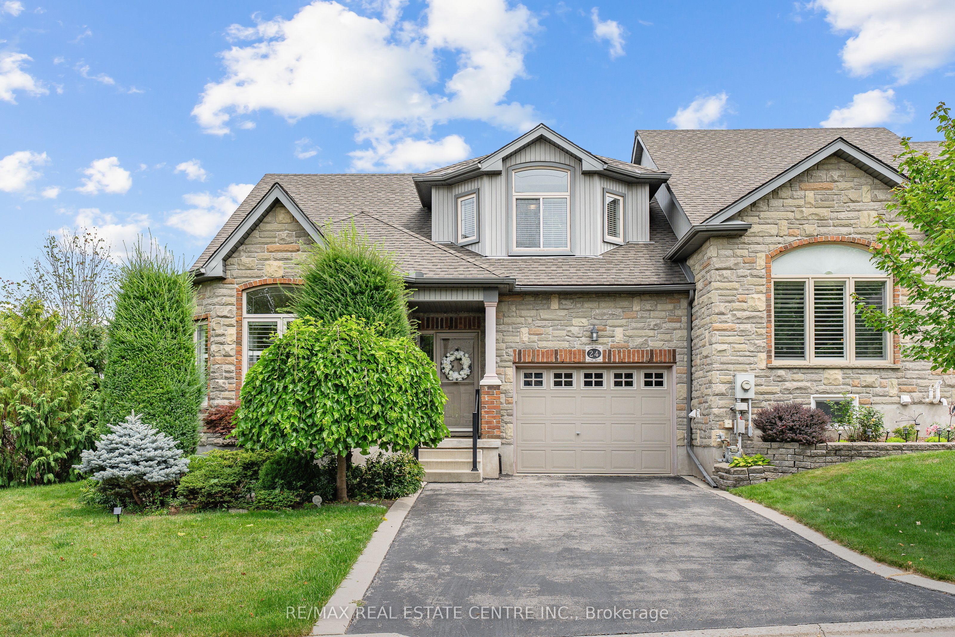 24 Knack Lane, Cambridge, ON N1R 8P7