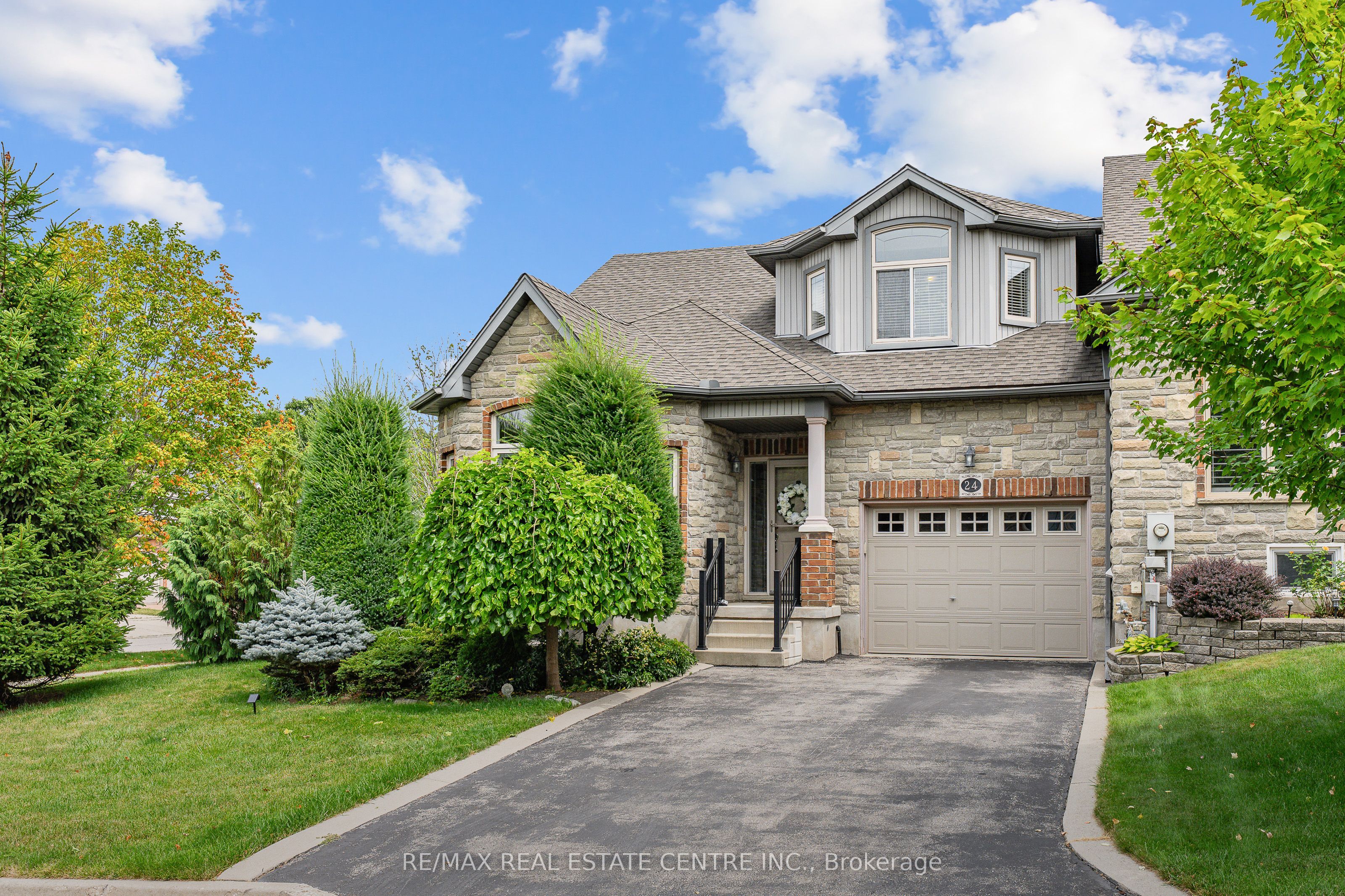 24 Knack Lane, Cambridge, ON N1R 8P7 photo 2