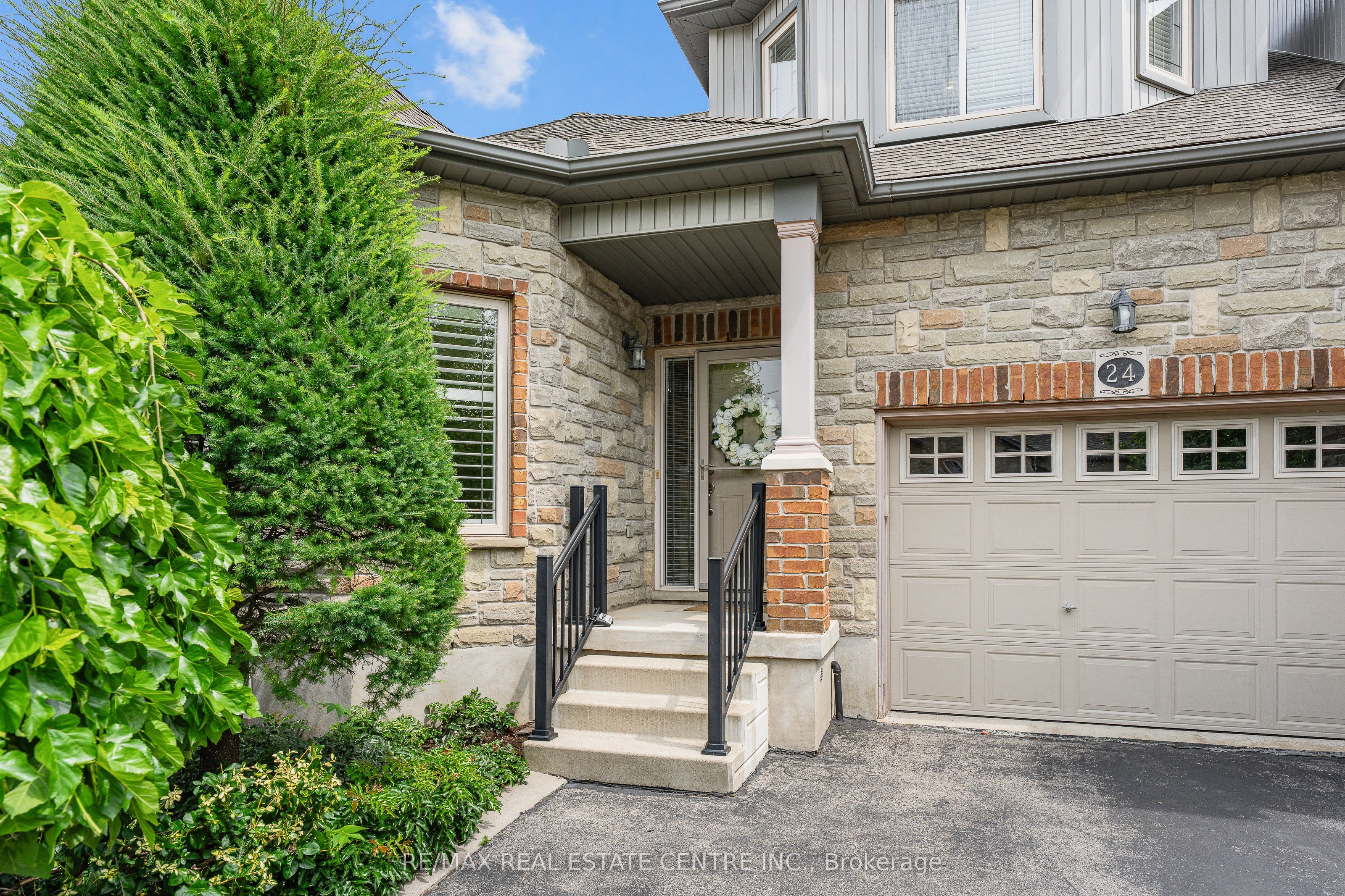 24 Knack Lane, Cambridge, ON N1R 8P7 photo 3
