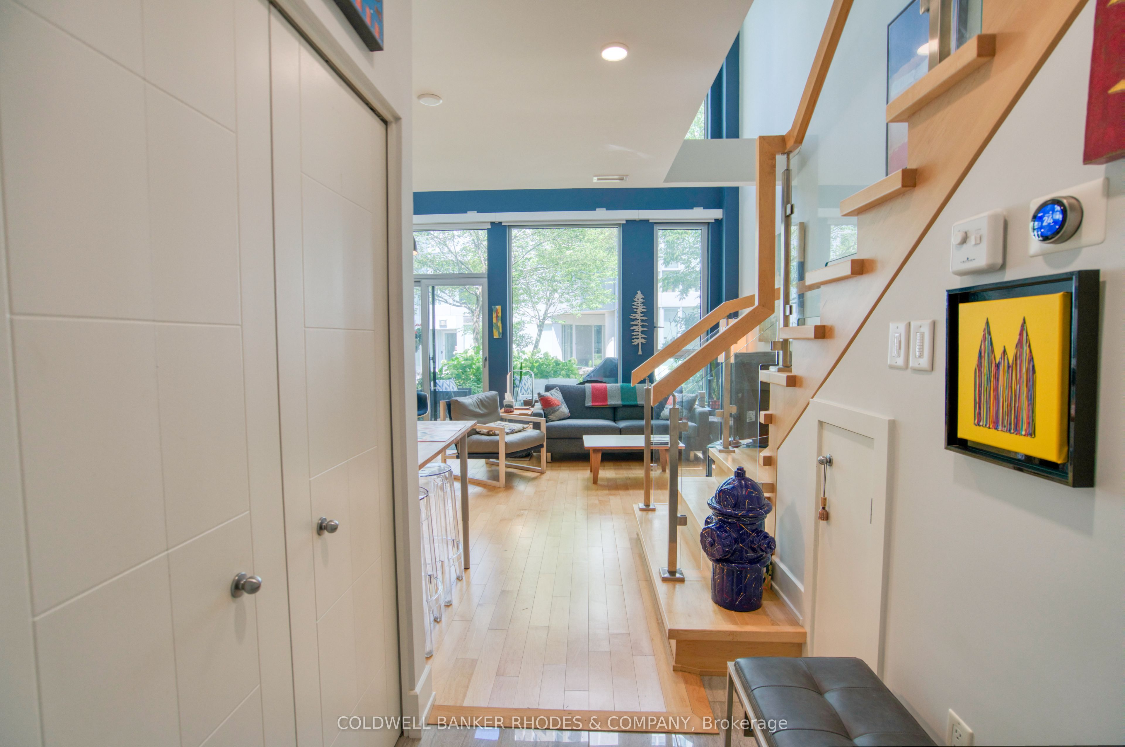 197 Lisgar Street 206, Ottawa Centre, ON K2P 0C3 photo 4