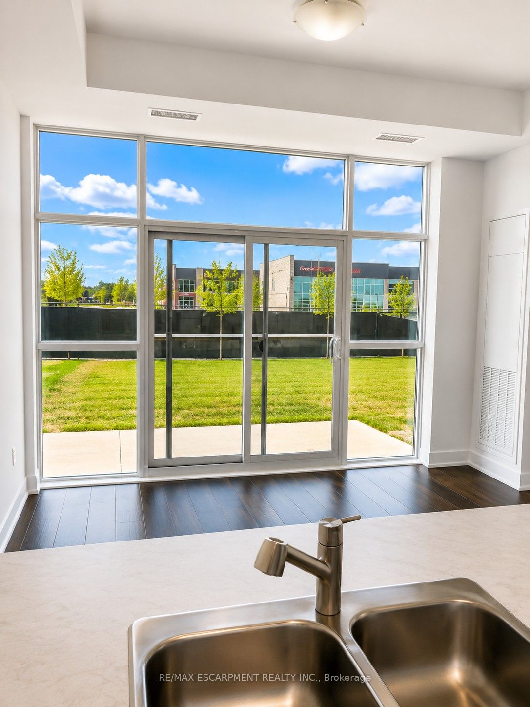 470 Dundas Street E 103, Hamilton, ON L0R 2H4 photo 4