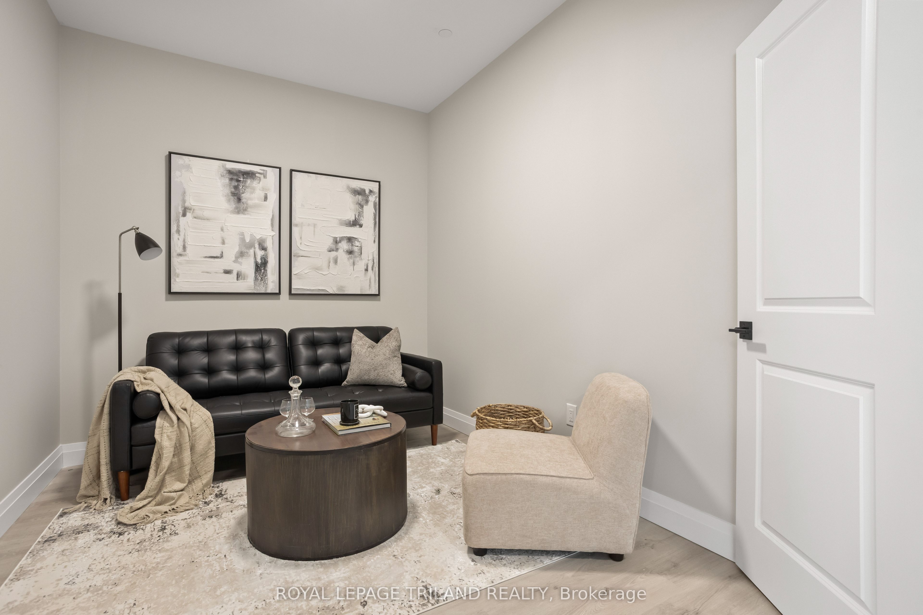 33318 RICHMOND Street 208, Lucan Biddulph, ON N0M 2J0 photo 2