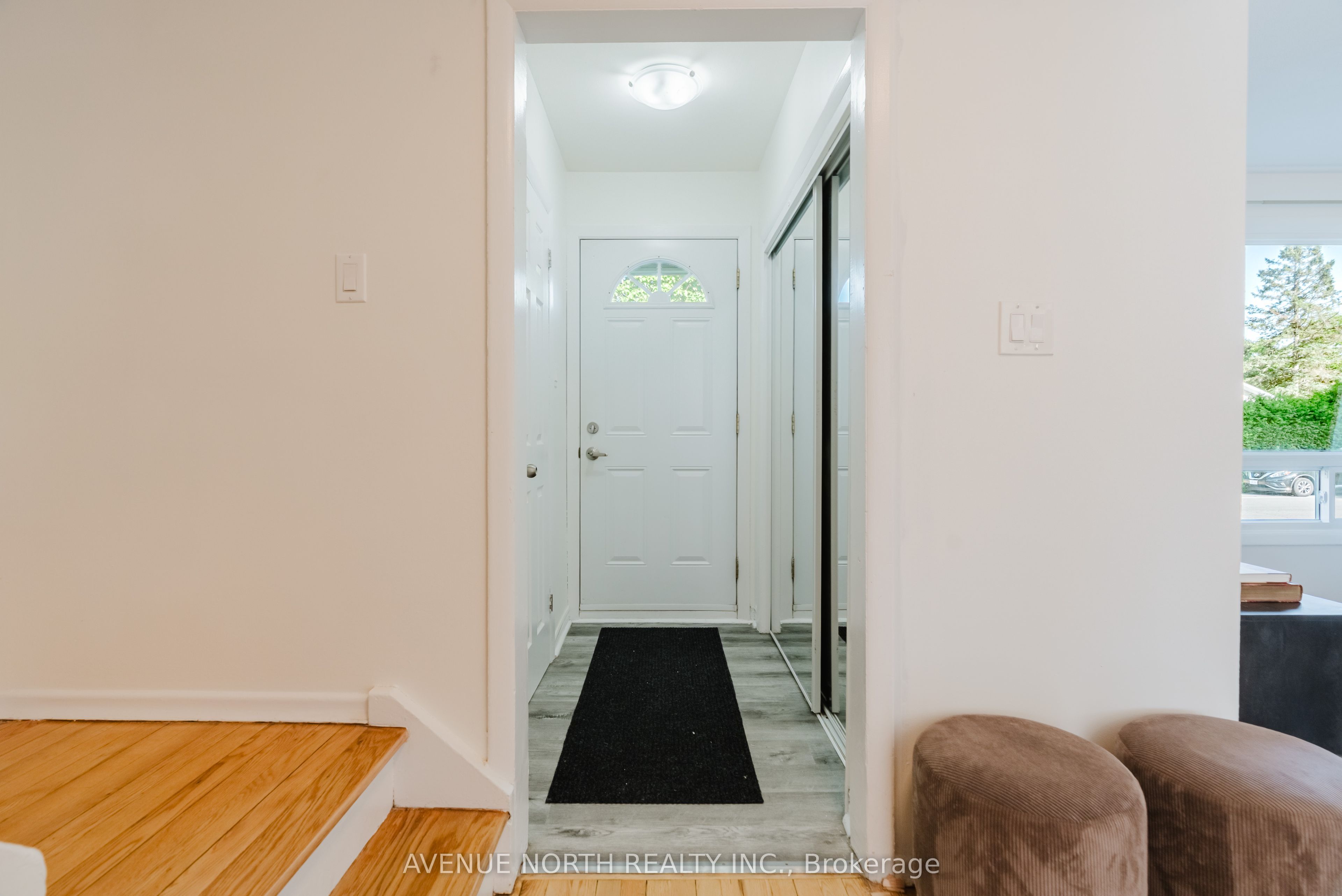 2732-2730 Colman Street, Billings Bridge - Riverside Park and Area, ON K1V 8J9 photo 5