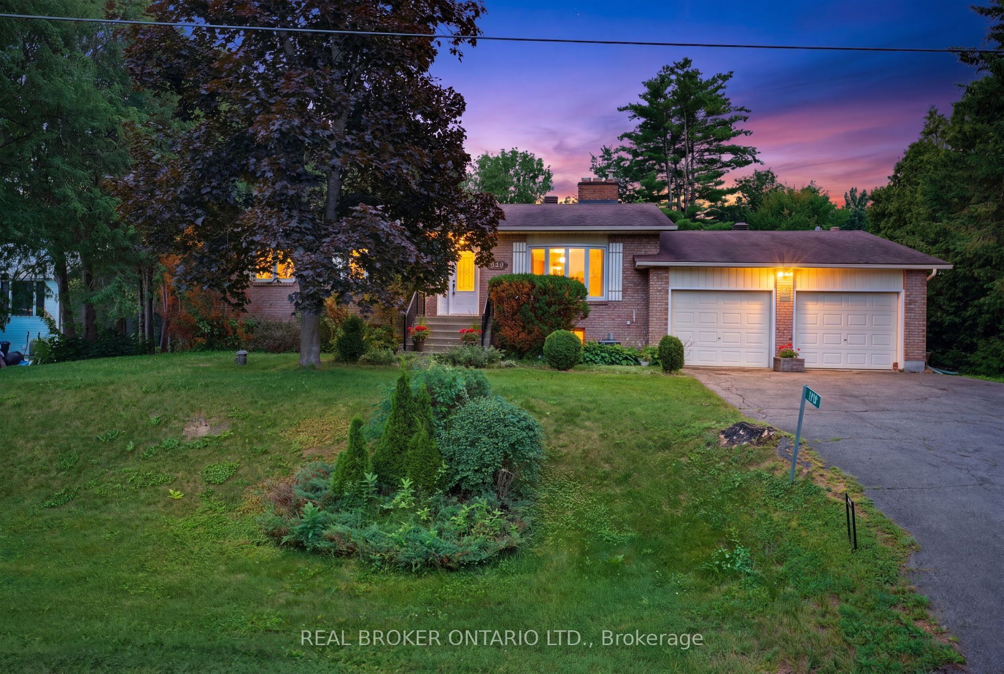 109 Highview Drive, Constance Bay - Dunrobin - Kilmaurs - Woodlawn, ON K0A 3M0