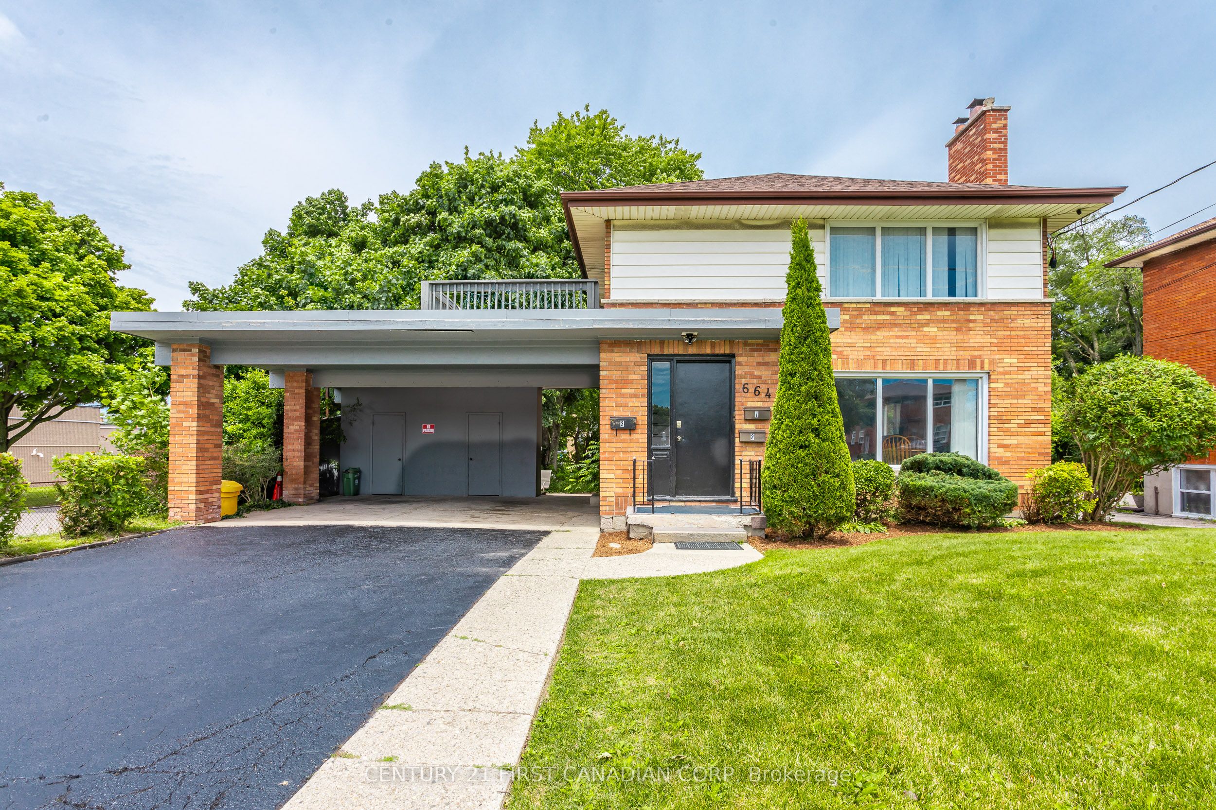664 Cheapside Street, London East, ON N5Y 3Y2