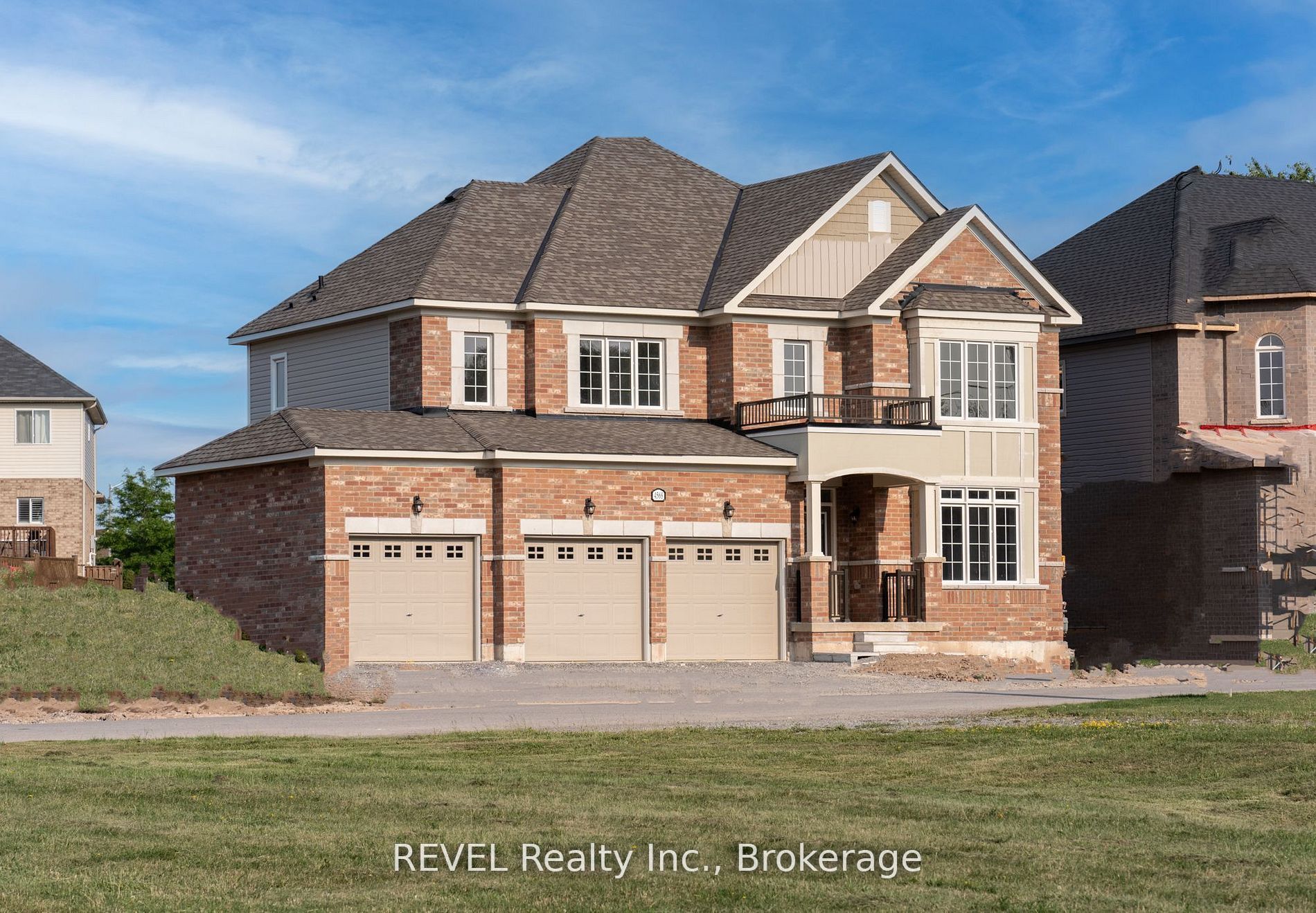 4568 Lyons Parkway, Niagara Falls, ON L2E 6S6