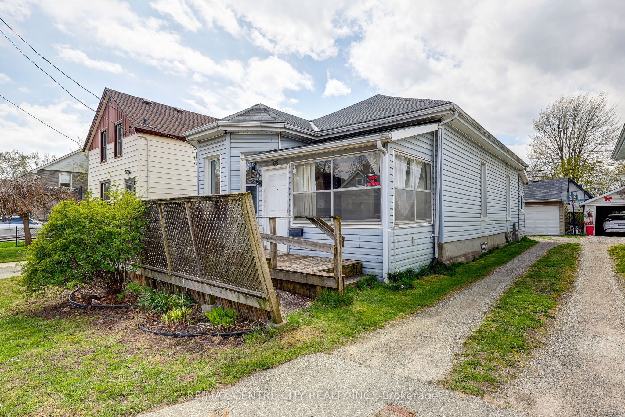 88 Flora Street, St. Thomas, ON N5P 2X6 photo 2