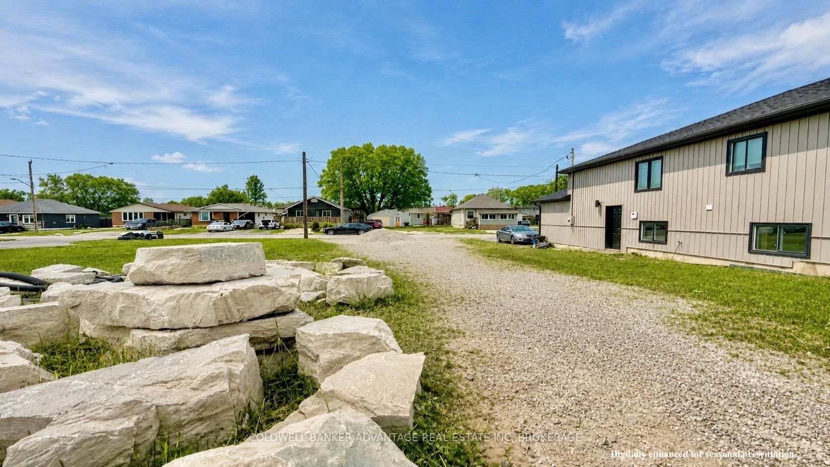 22 Huron Street, Welland, ON L3B 5J3 photo 3