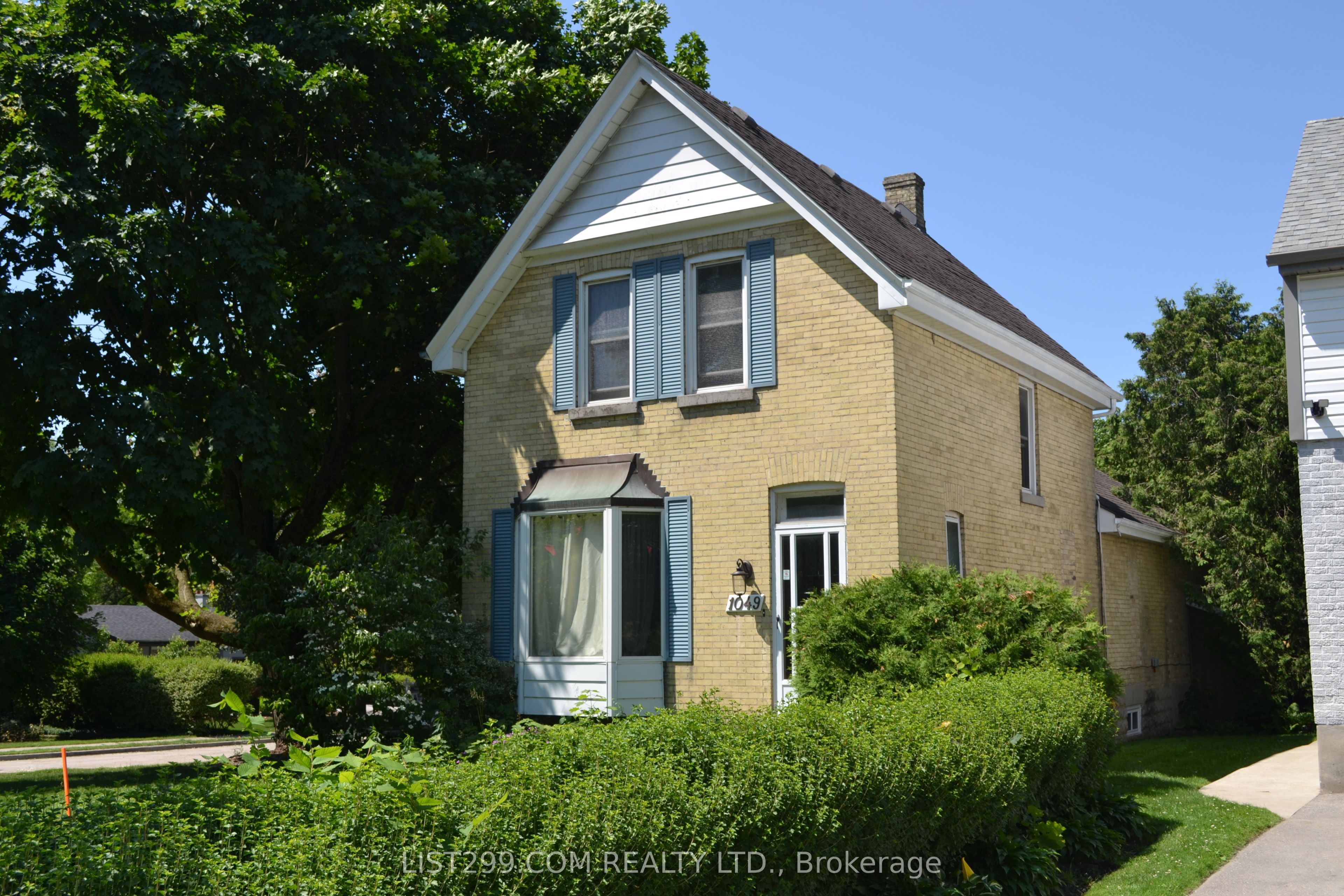 1049 Talbot Street, London East, ON N6A 2V9