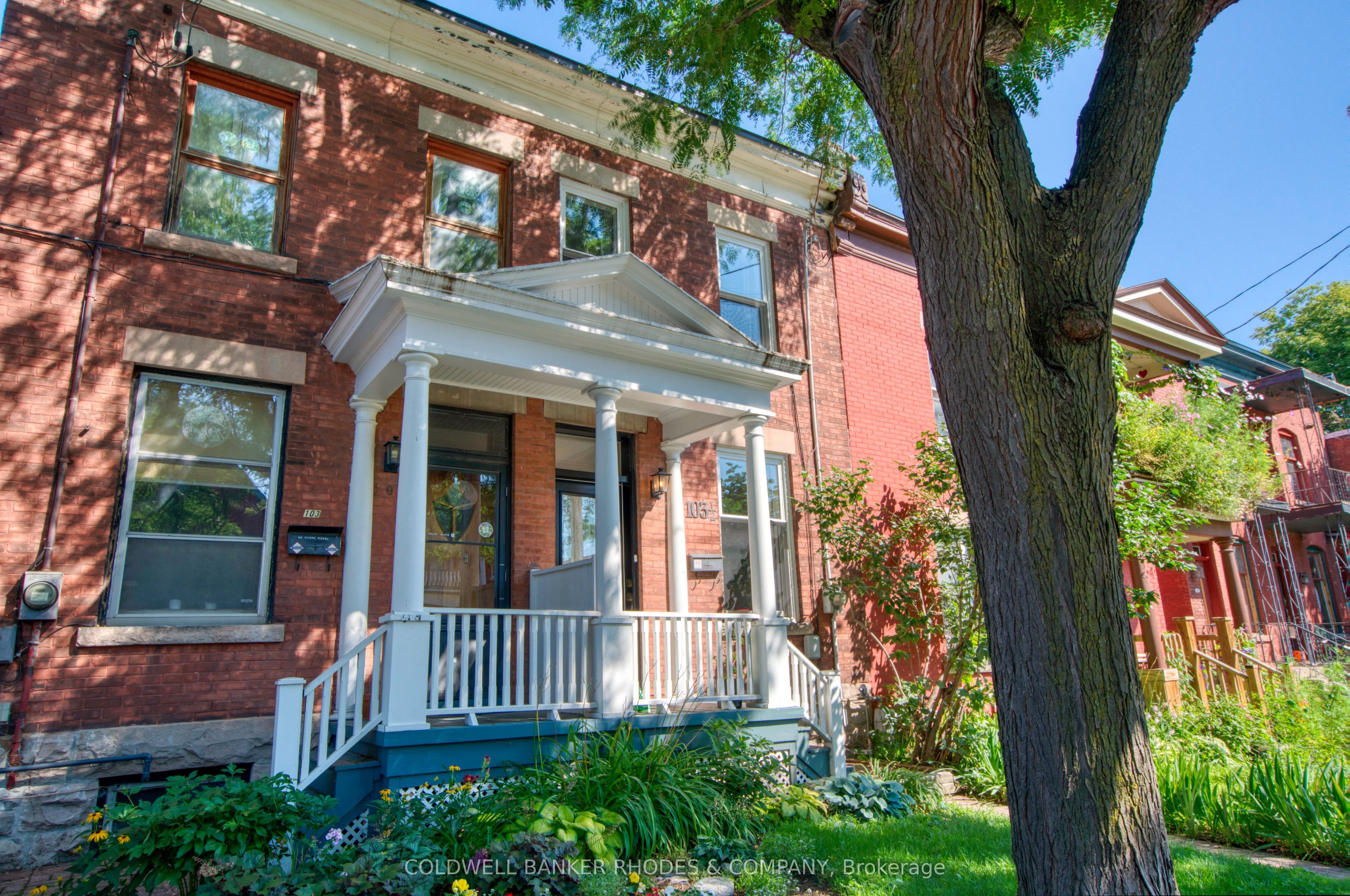 103 1/2 Guigues Avenue, Lower Town - Sandy Hill, ON K1N 5H8