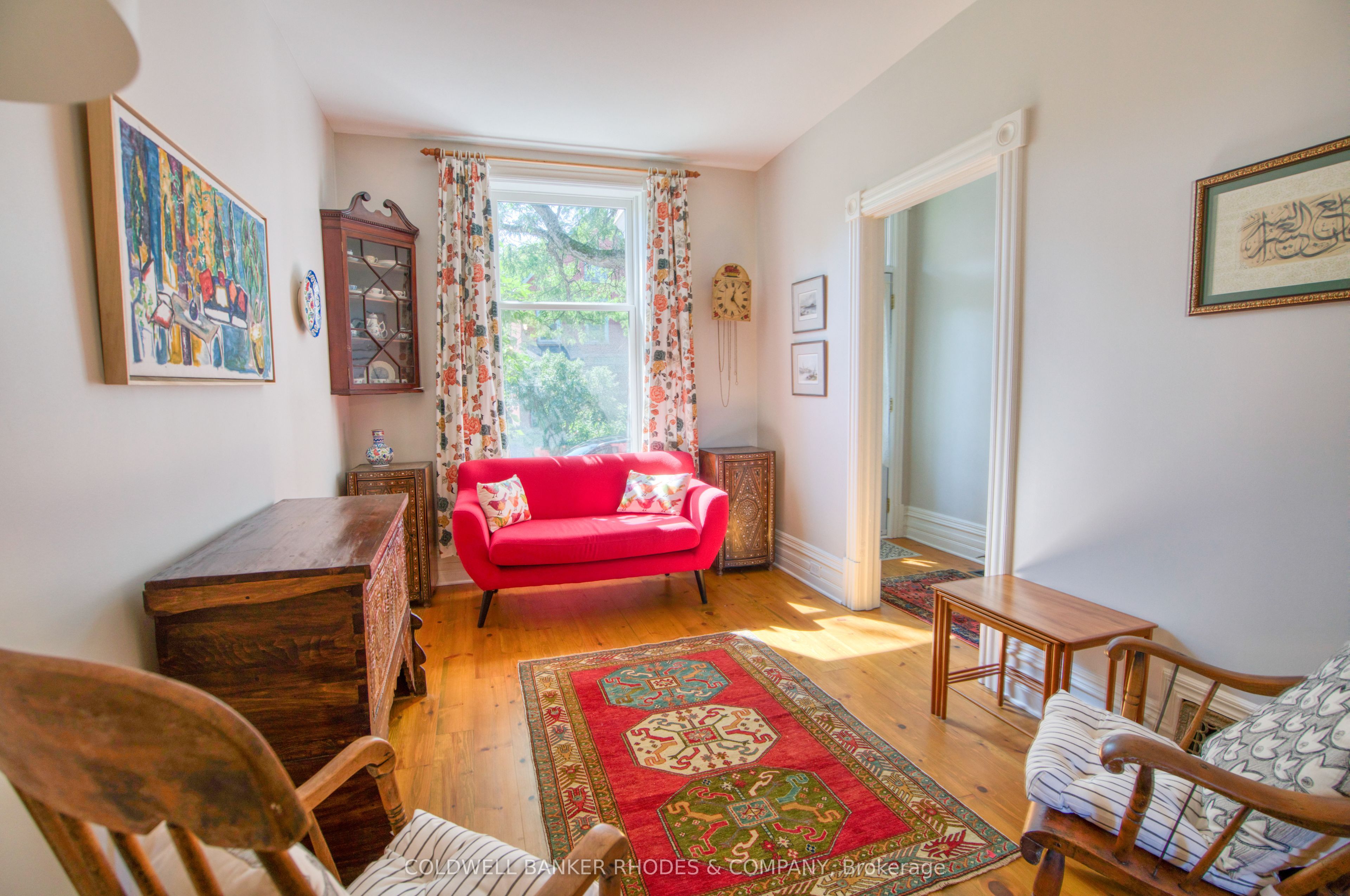 103 1/2 Guigues Avenue, Lower Town - Sandy Hill, ON K1N 5H8 photo 4
