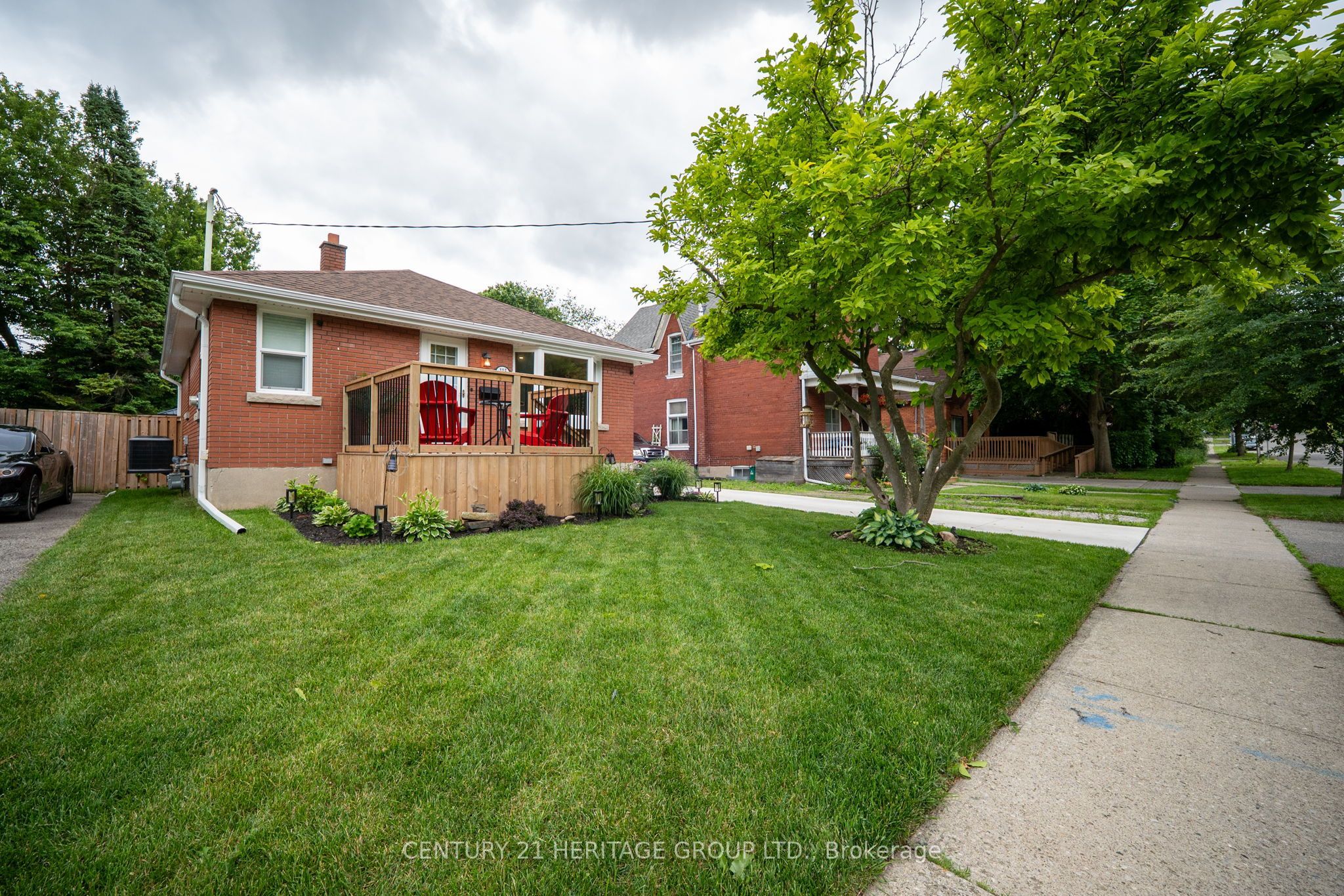 115 Sheridan Street, Brantford, ON N3S 4P5 photo 2