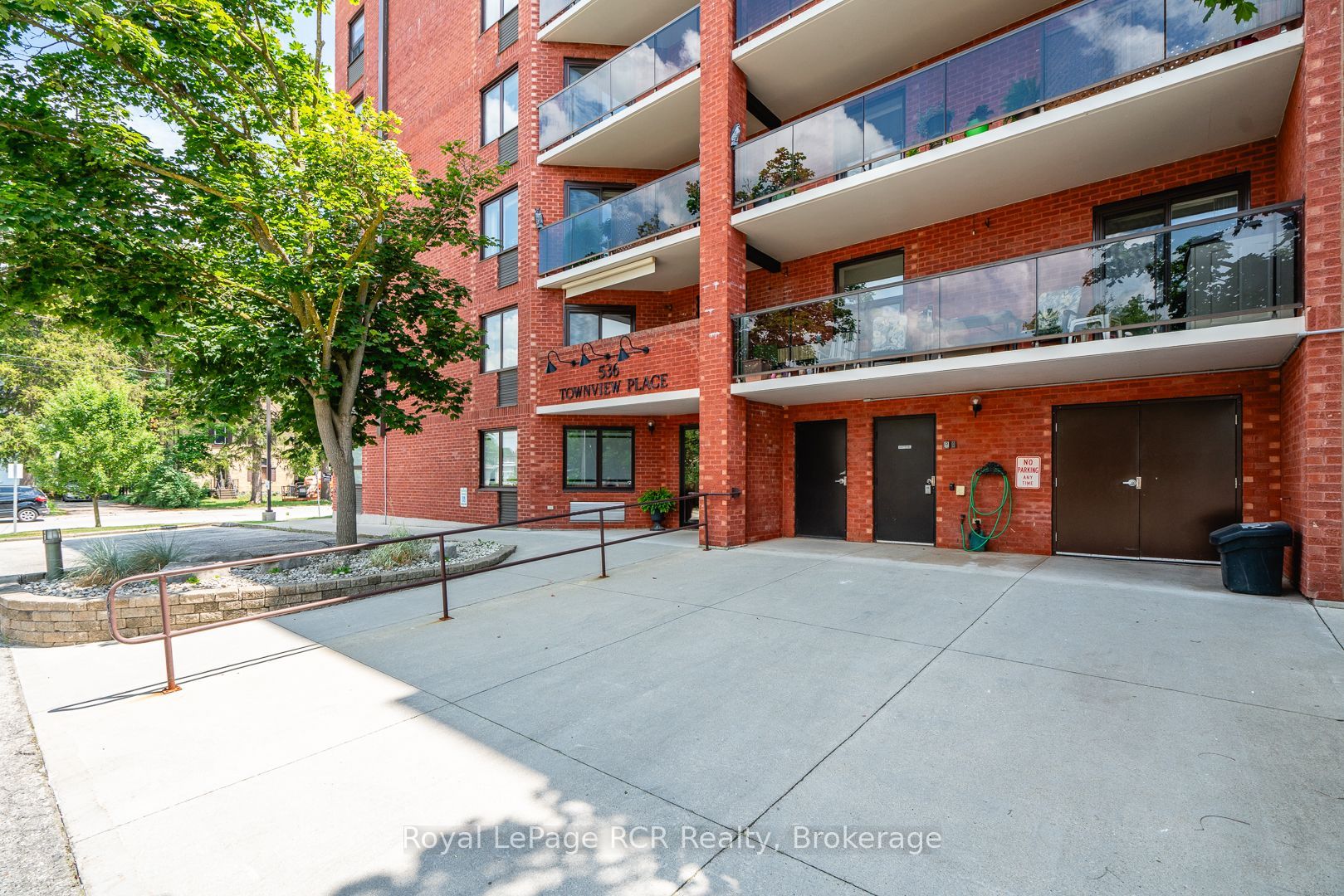 536 11th Avenue 606, Hanover, ON N4N 2S4 photo 4