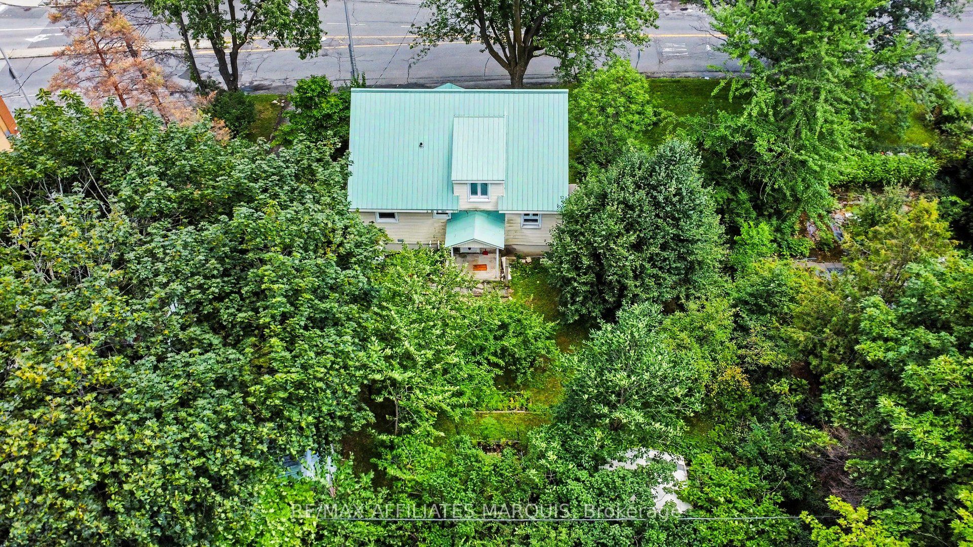 1 Withrow Avenue, Meadowlands - Crestview and Area, ON K2G 2H5 photo 4