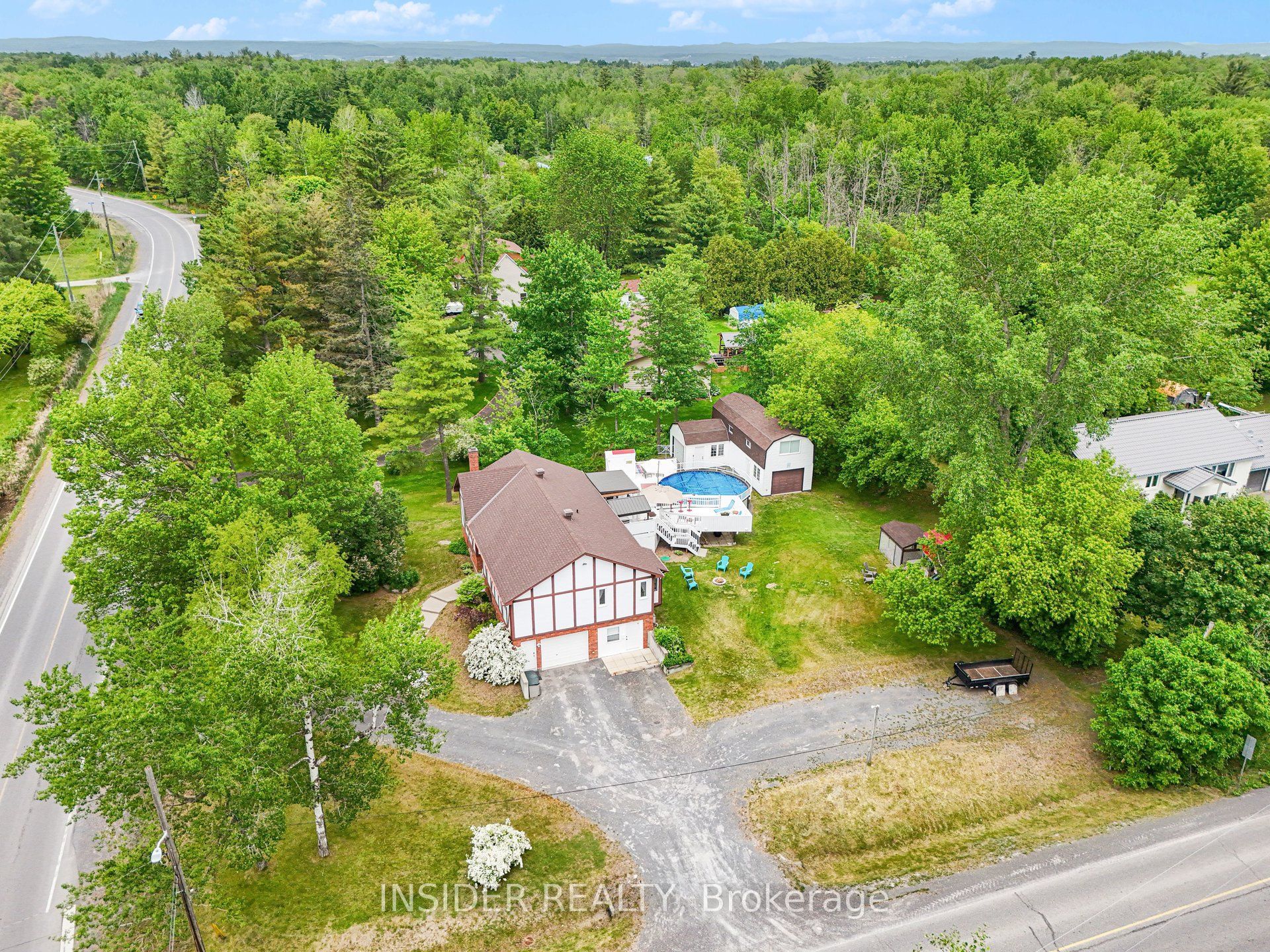 1887 Canaan Road, Clarence-Rockland, ON K4K 1K9 photo 2