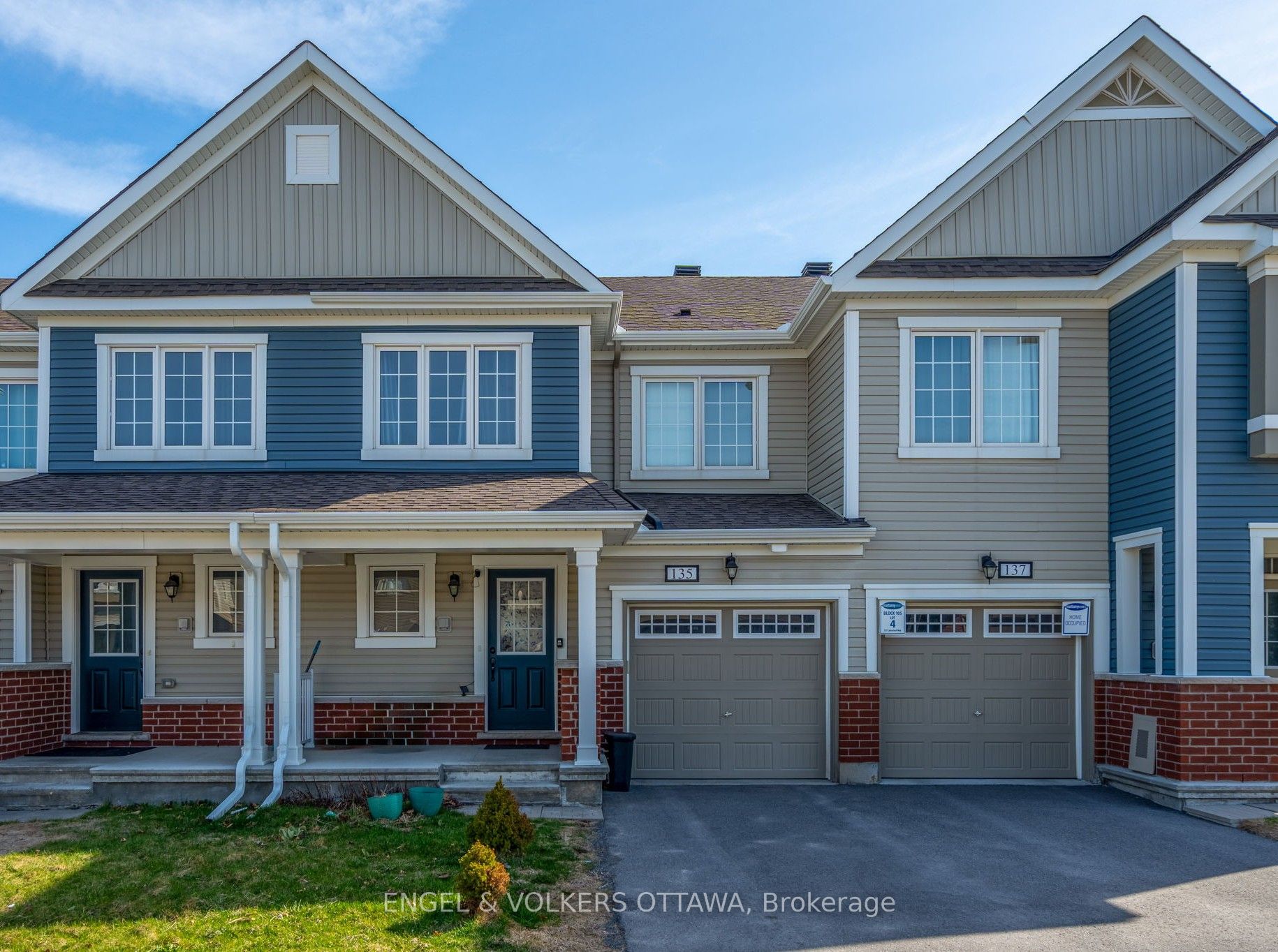 135 Lanceleaf Way, Kanata, ON K2V 0K7