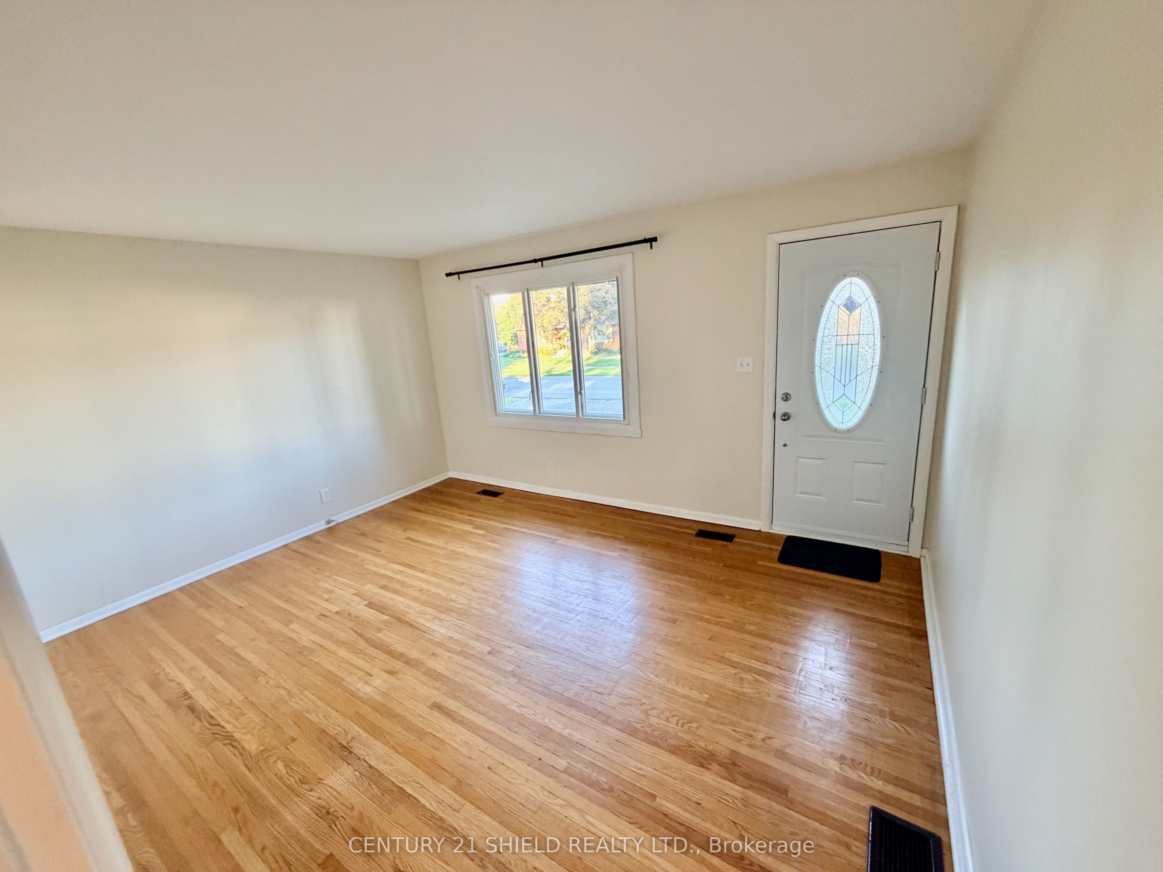 15 Adam Dixon Avenue N, South Stormont, ON K0C 1P0 photo 3
