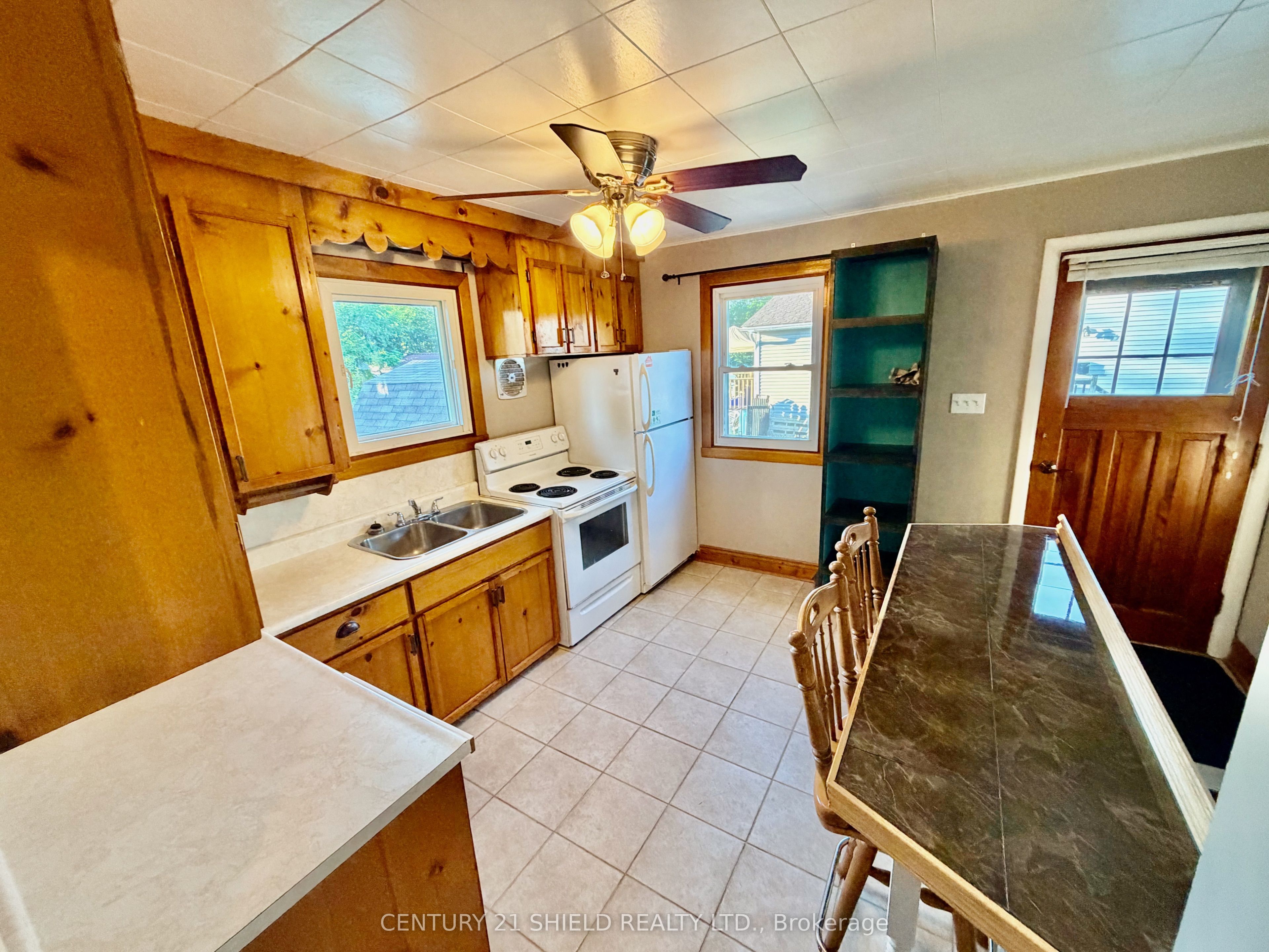 15 Adam Dixon Avenue N, South Stormont, ON K0C 1P0 photo 4