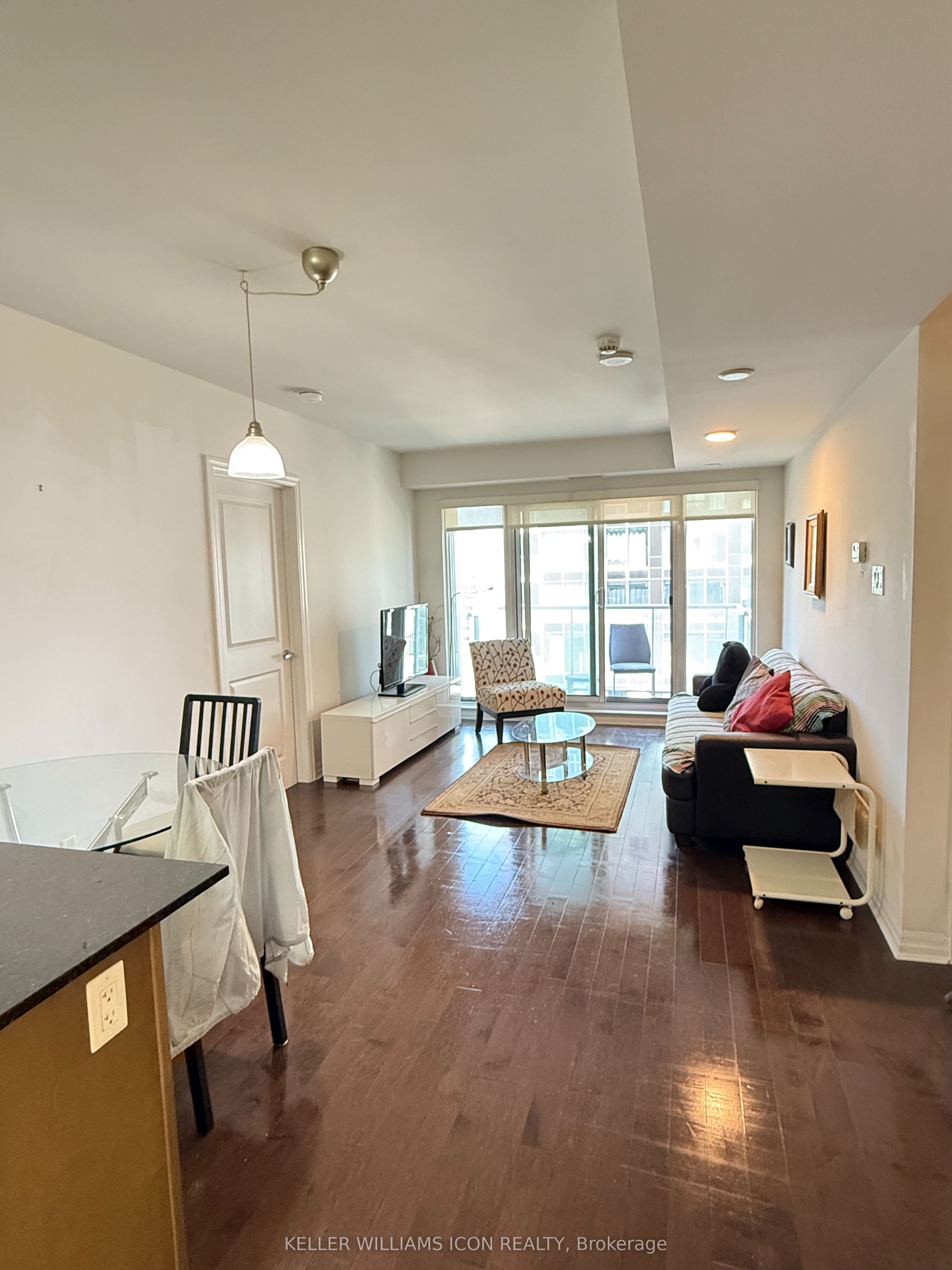 242 Rideau Street 1202, Lower Town - Sandy Hill, ON K1N 0B7 photo 5