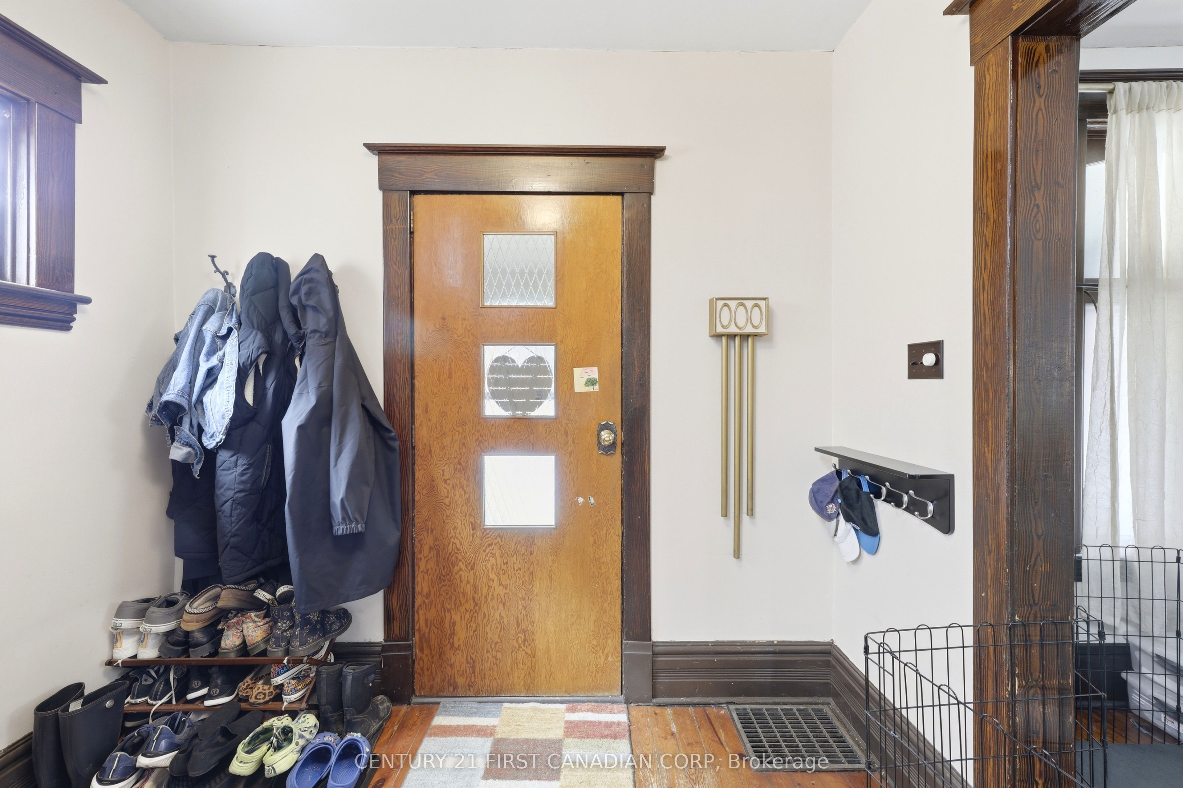 95 Myrtle Street N, St. Thomas, ON N5R 2E9 photo 3
