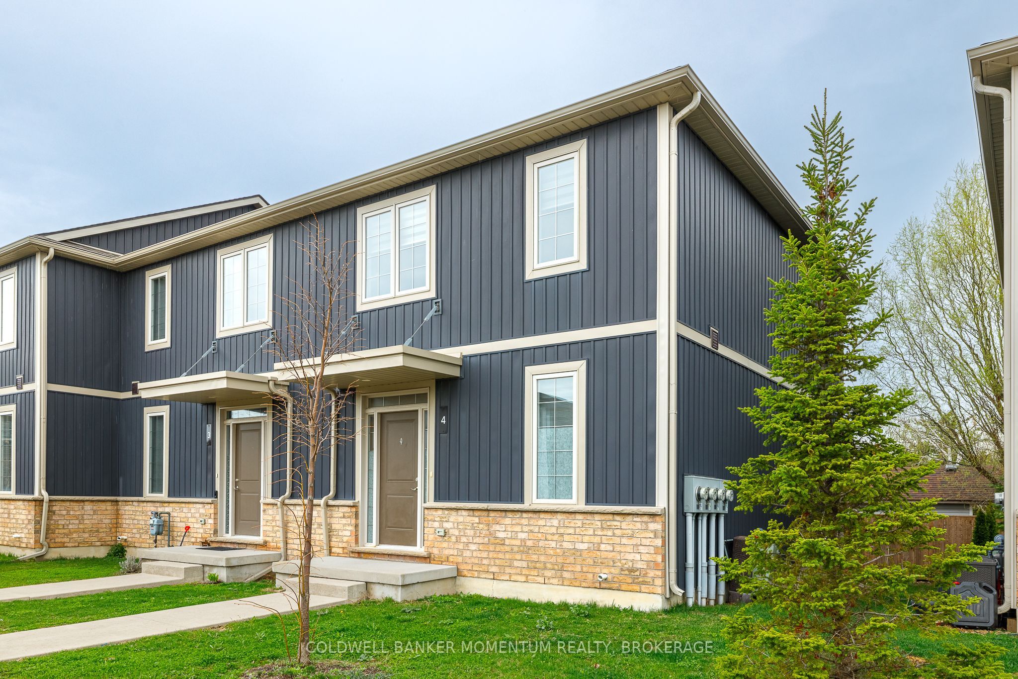 18 Corbin Street 4, St. Catharines, ON L2P 0E8