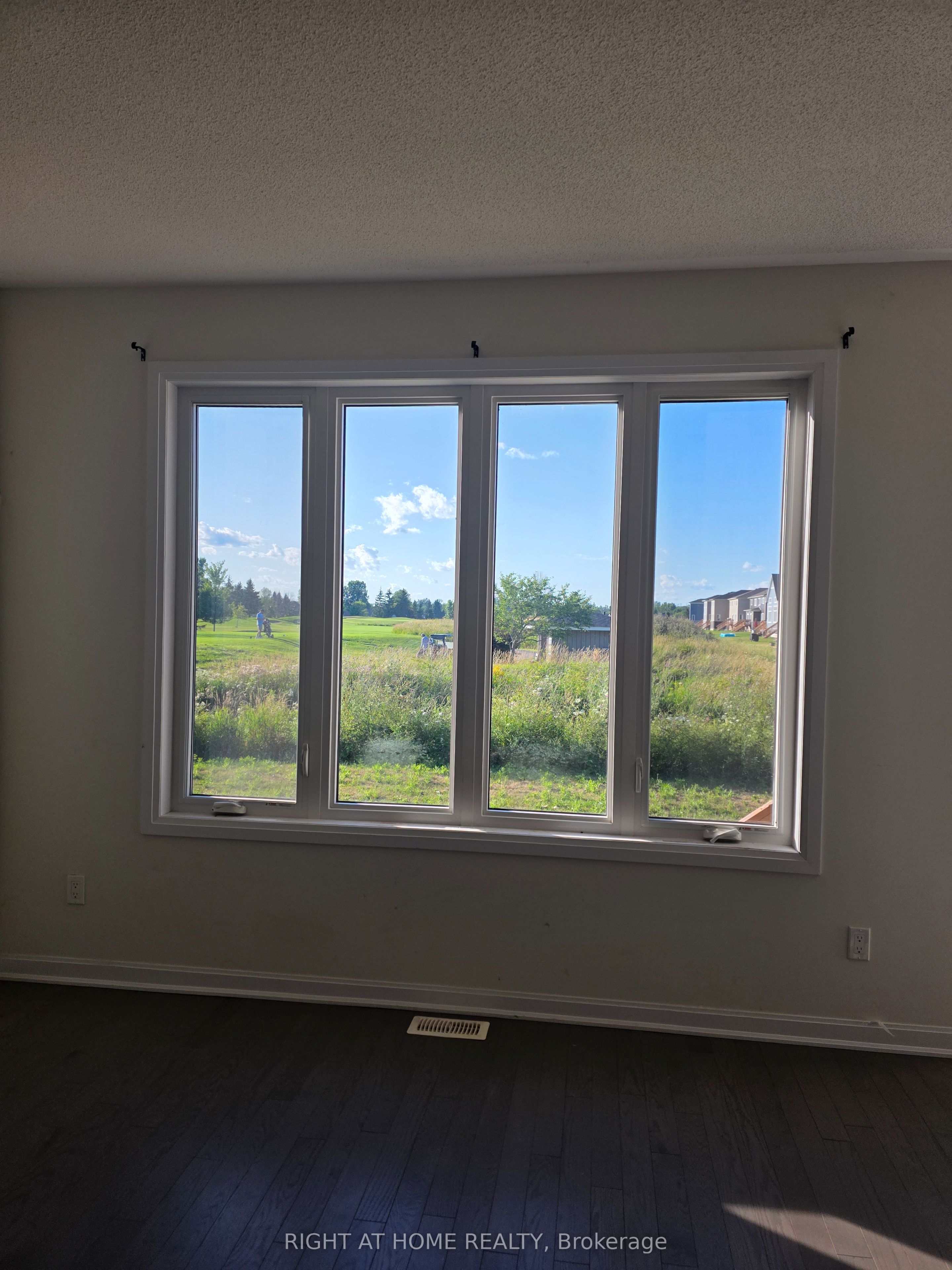 13 Oakmont Drive, Loyalist, ON K0H 1G0 photo 3