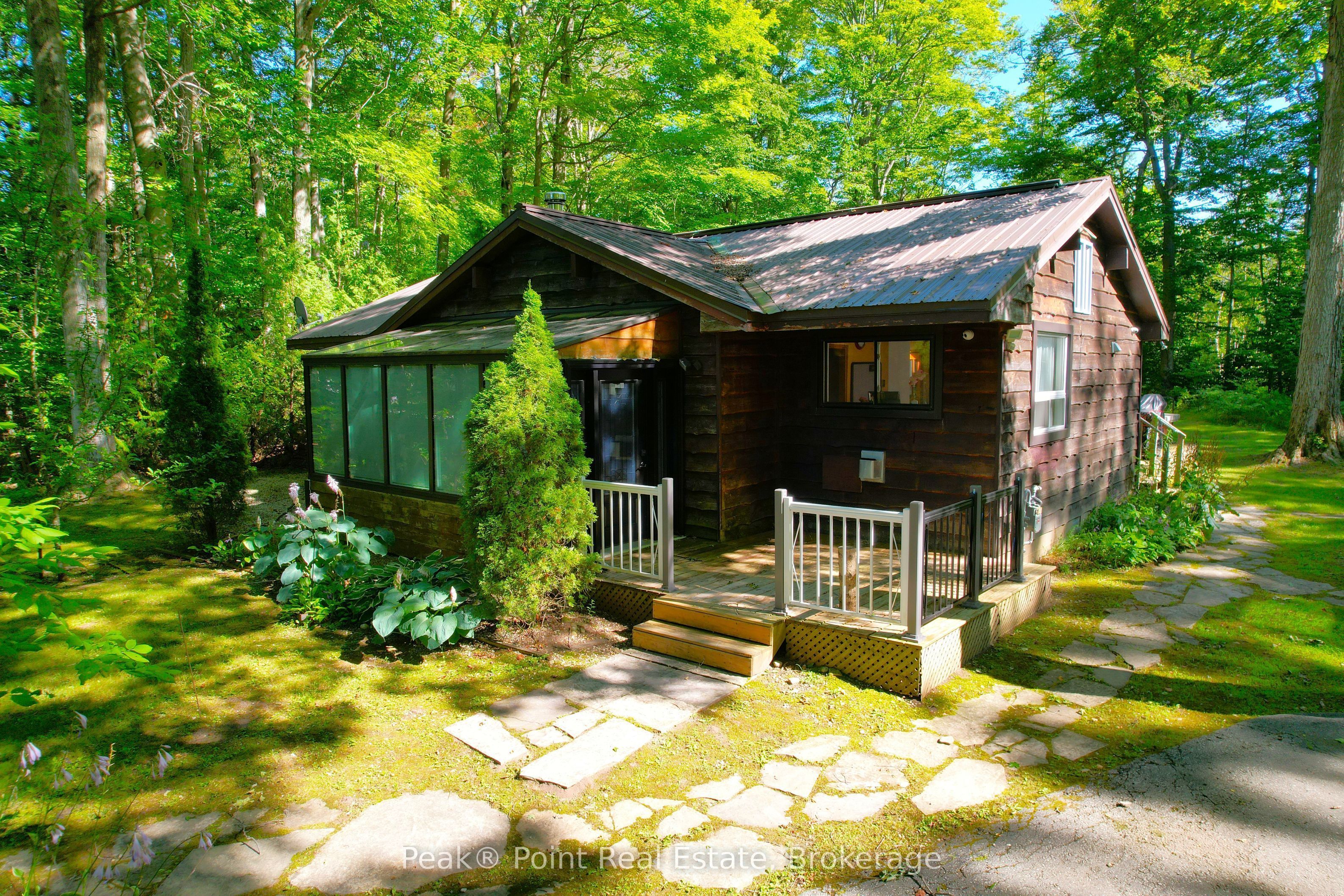 46 Mapleport Crescent, South Bruce Peninsula, ON N0H 2G0 photo 2