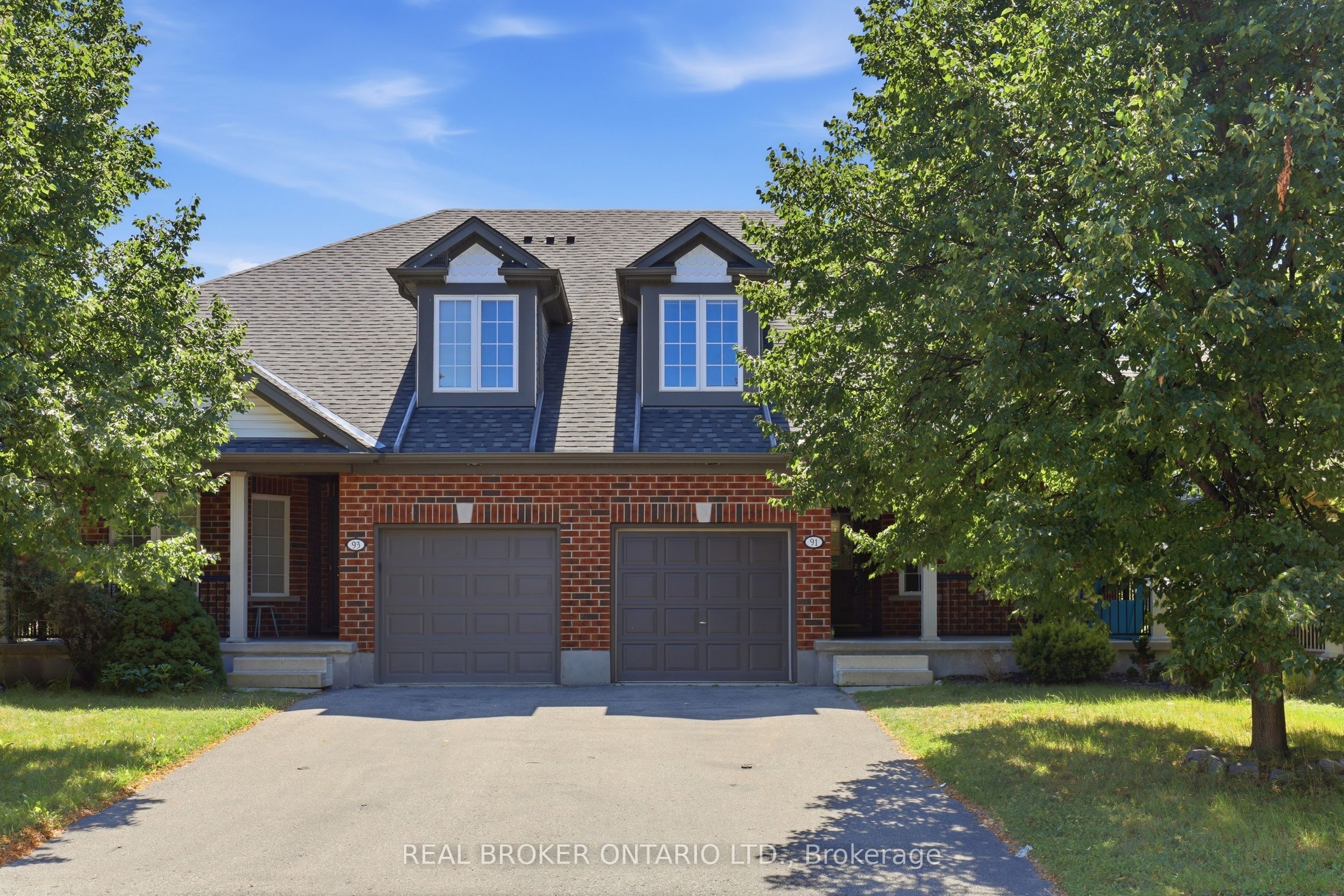 91 Lynch Circle E, Guelph, ON N1L 1R6 photo 2
