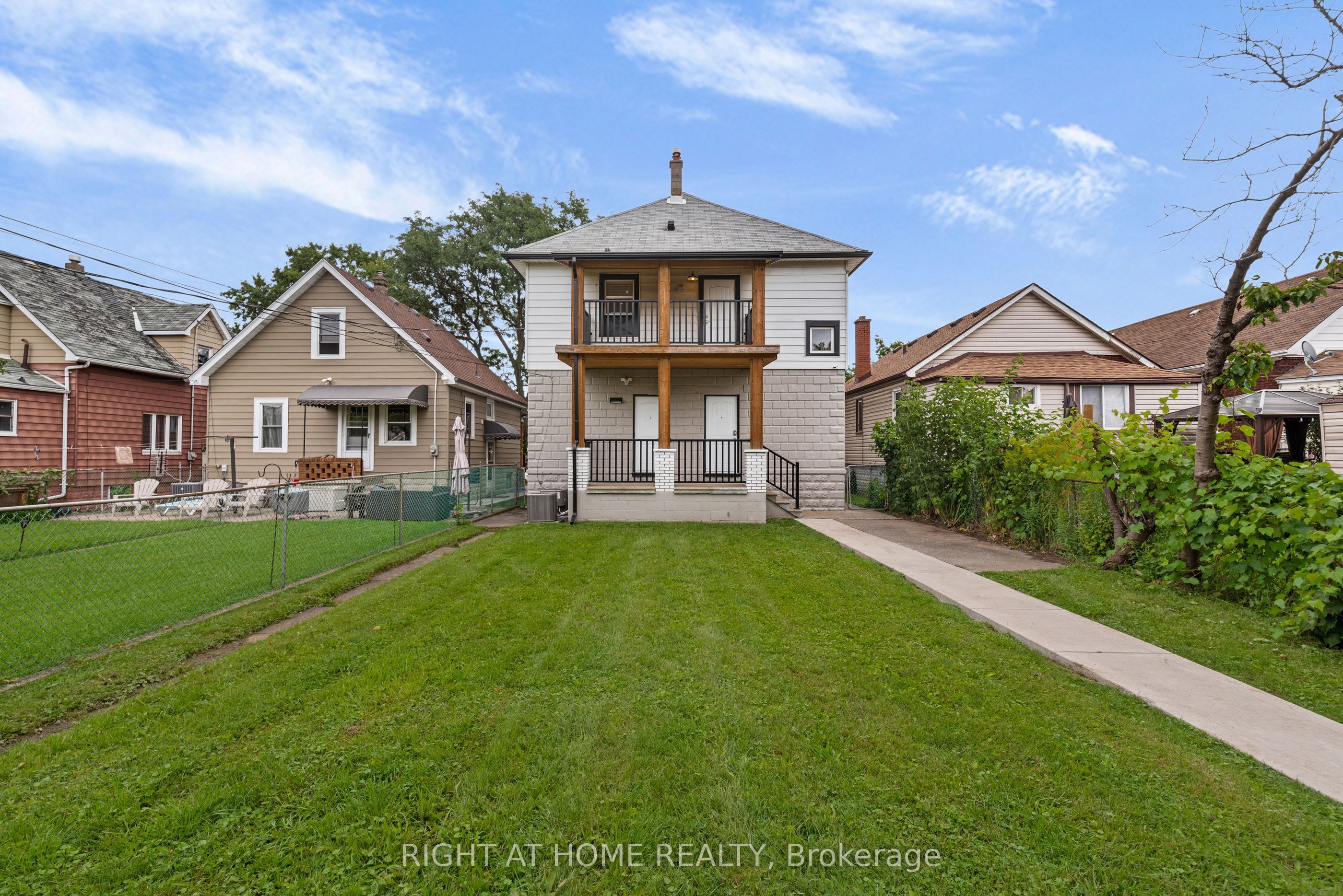 1379-1381 Pierre Avenue, Windsor, ON N8X 4P2 photo 3