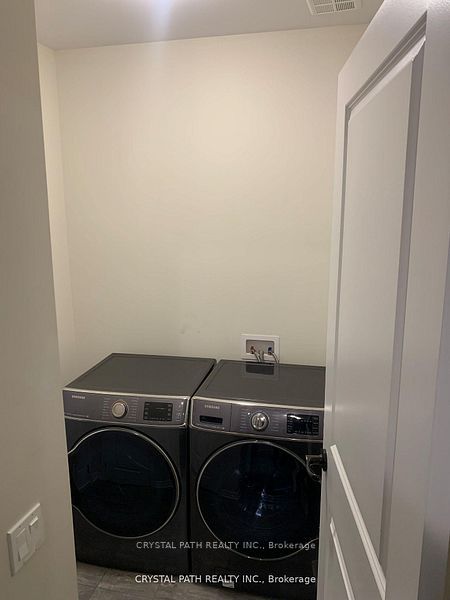 4311 Mann Street 52 (Room 2), Niagara Falls, ON L2G 0E7 photo 4