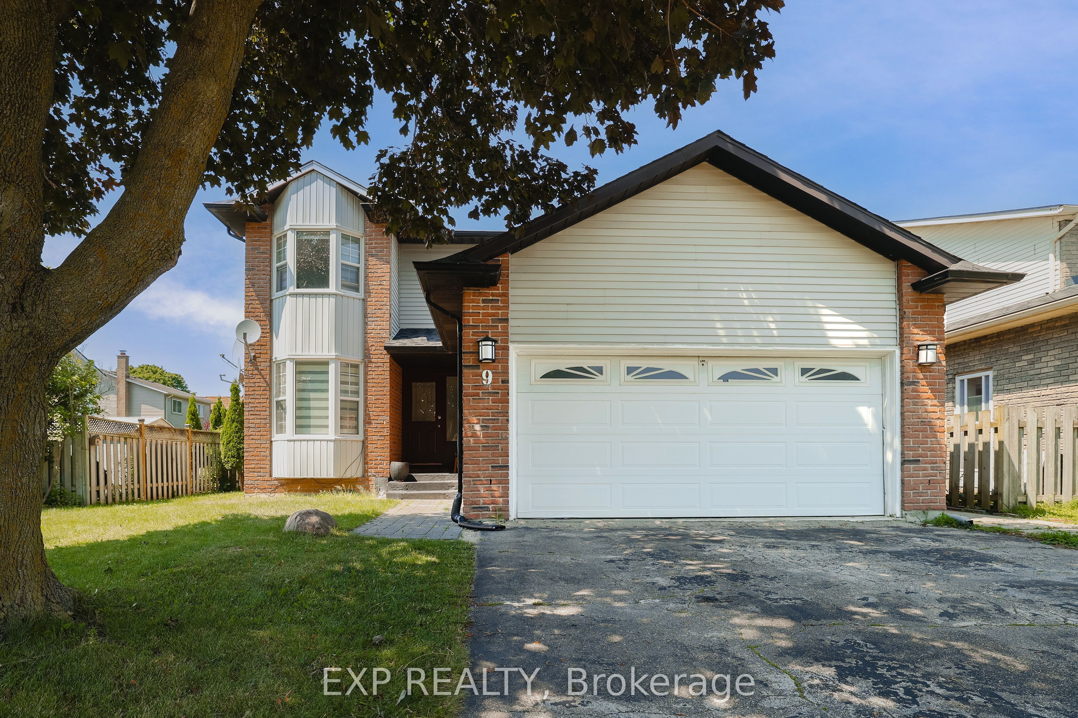 9 Holm Street, Cambridge, ON N3C 3N3