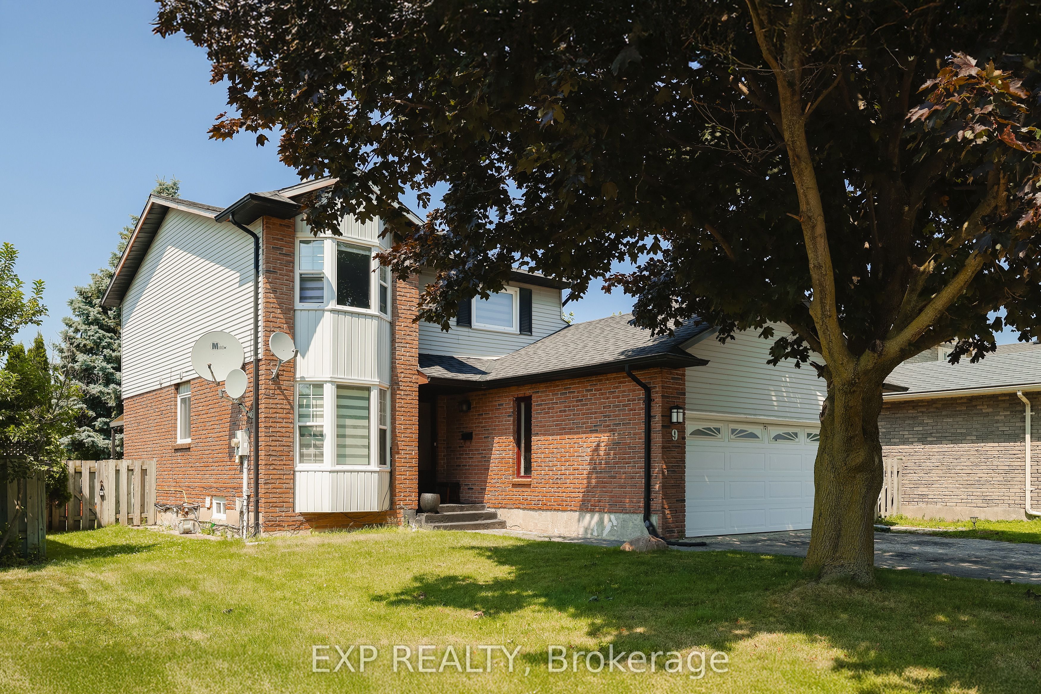 9 Holm Street, Cambridge, ON N3C 3N3 photo 3